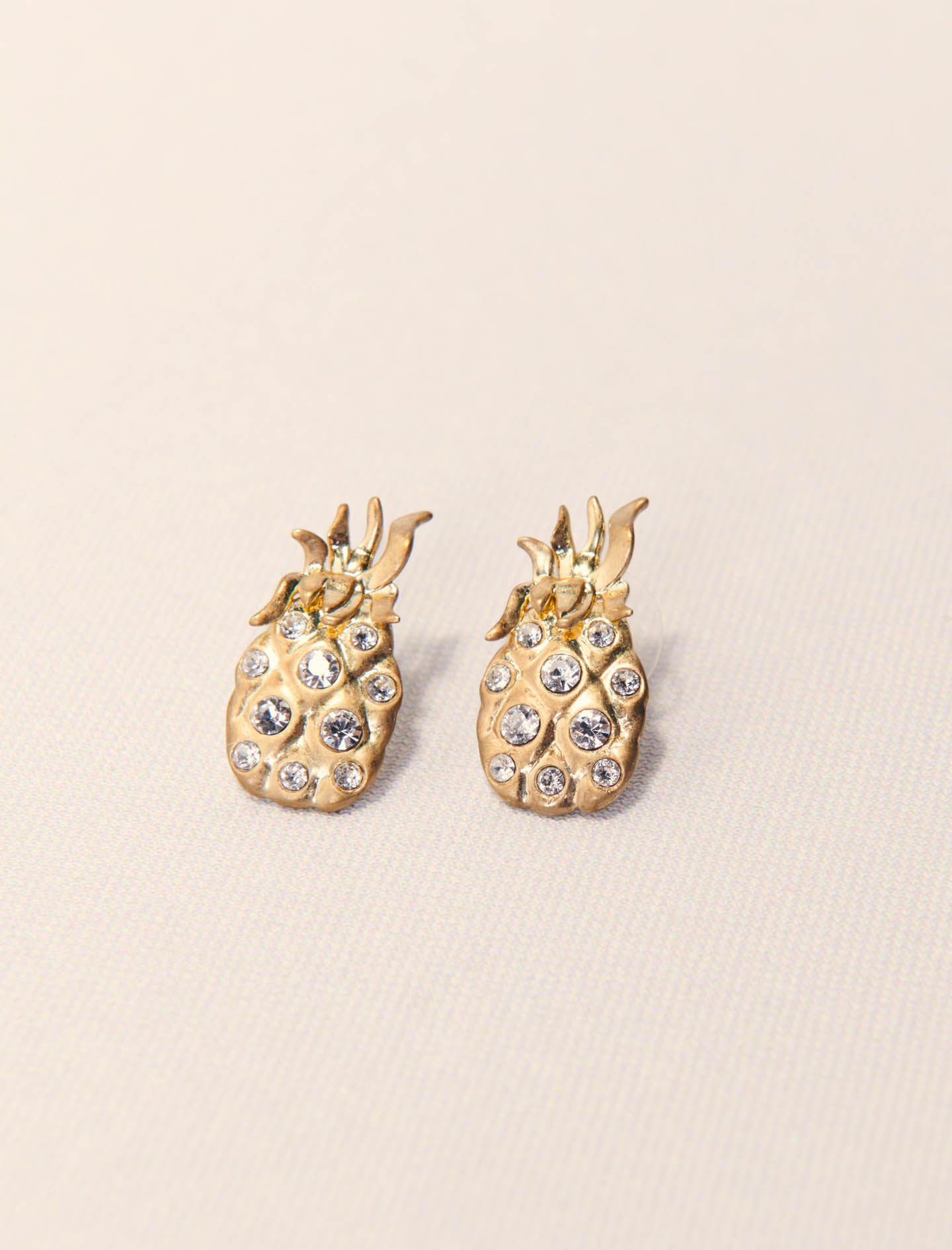 Gold-Pineapple rhinestone earrings