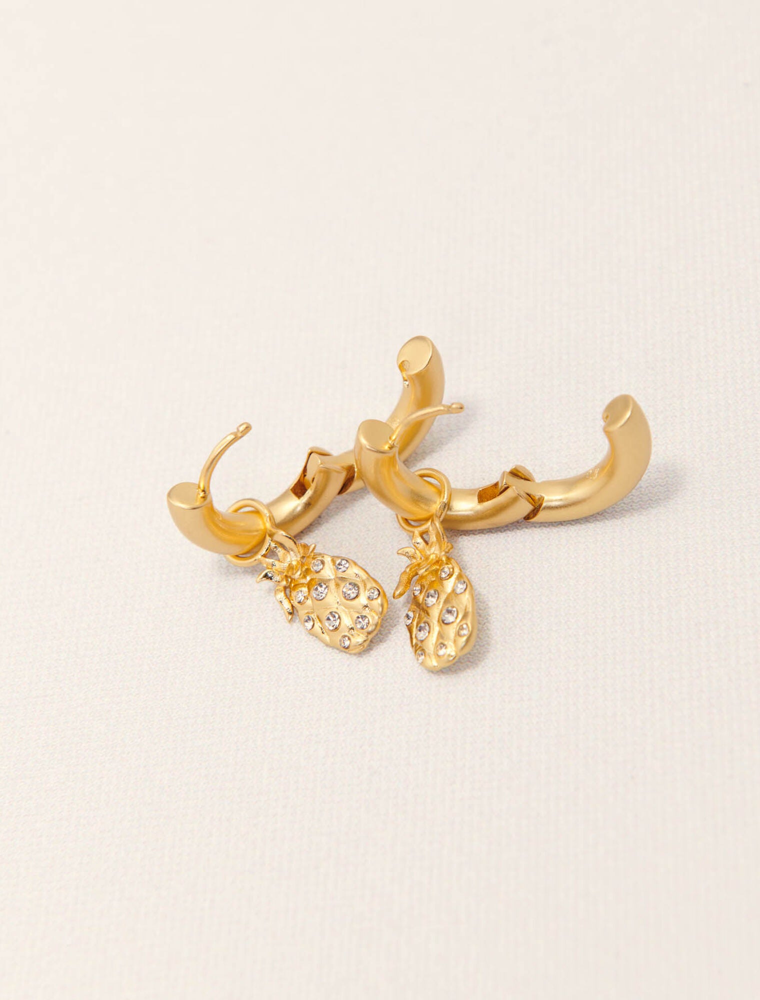 Gold-Mini rhinestone pineapple earrings