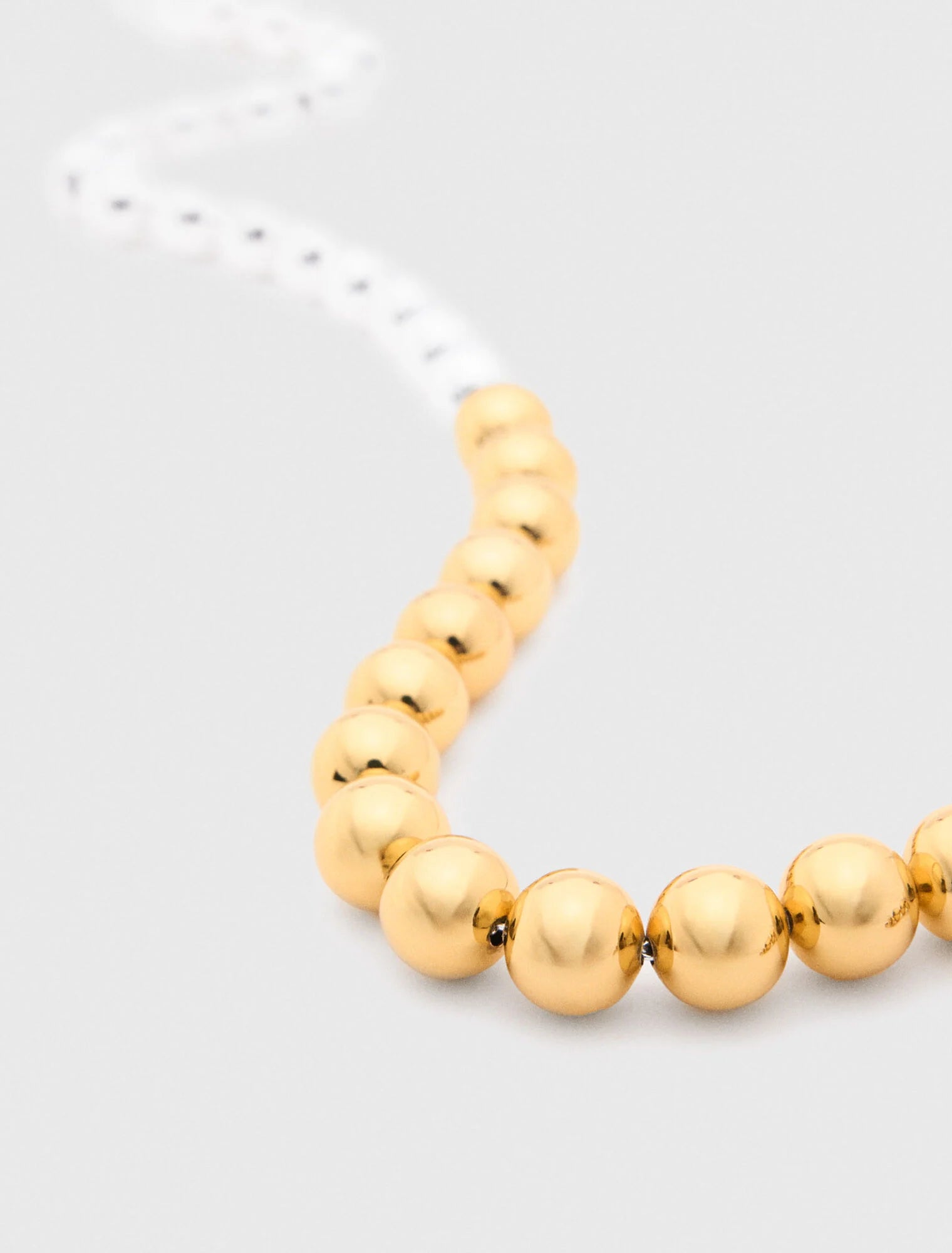 Two-tone pearl necklace