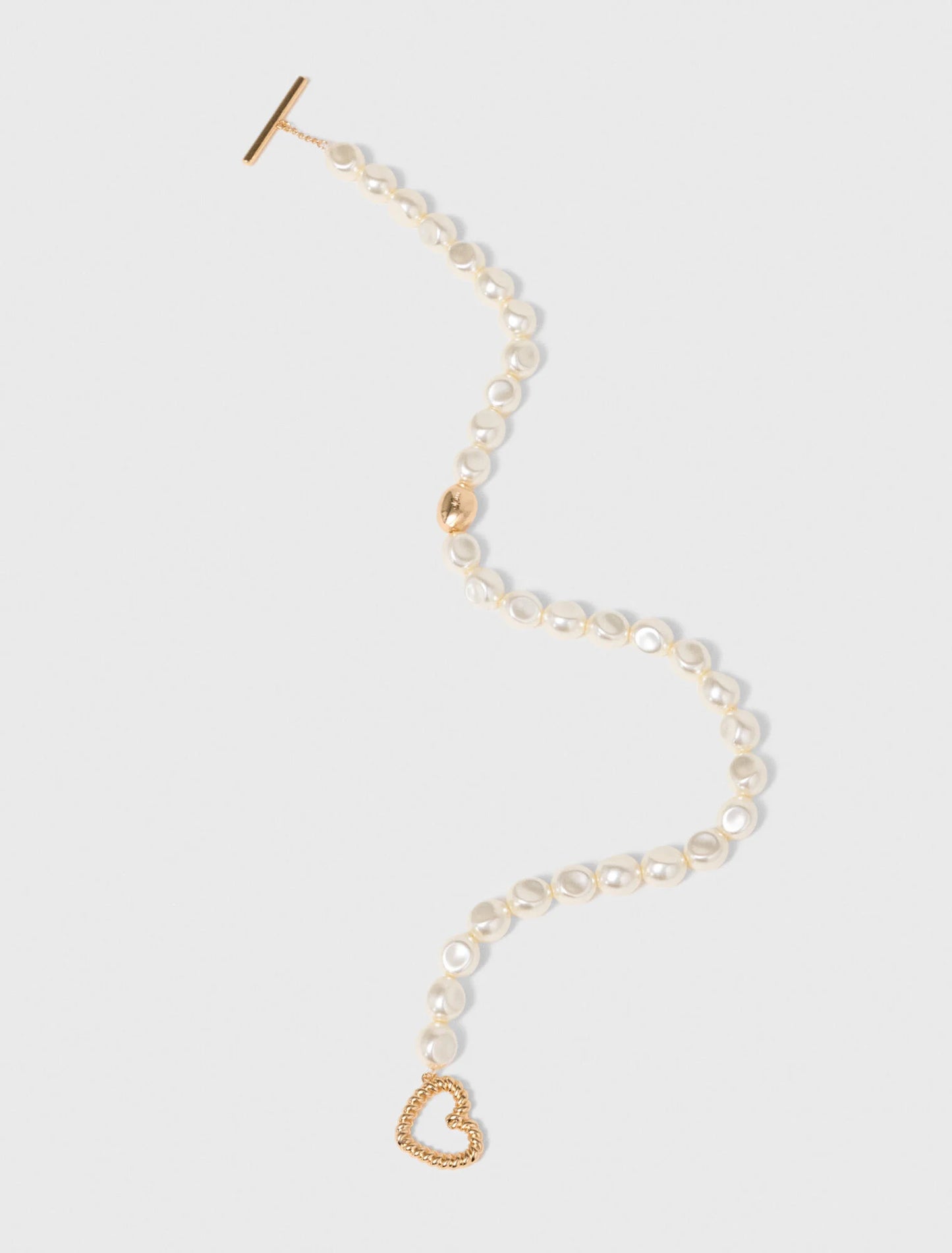 Pearl choker necklace Gold