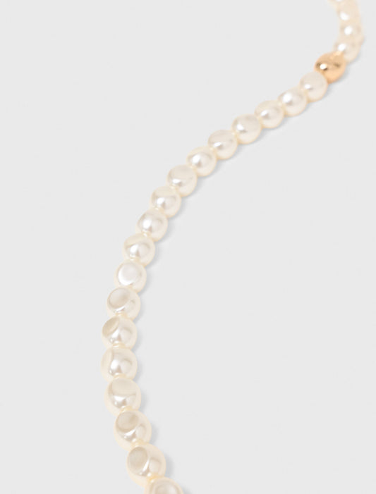 Pearl choker necklace Gold