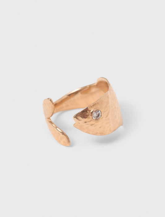 Fish rhinestone ring Gold