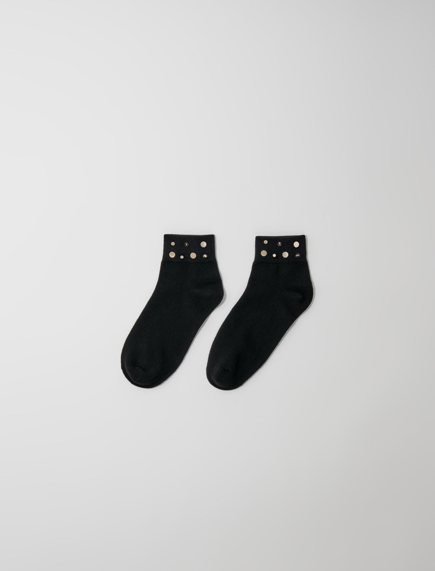 Black-featured-rhinestone socks