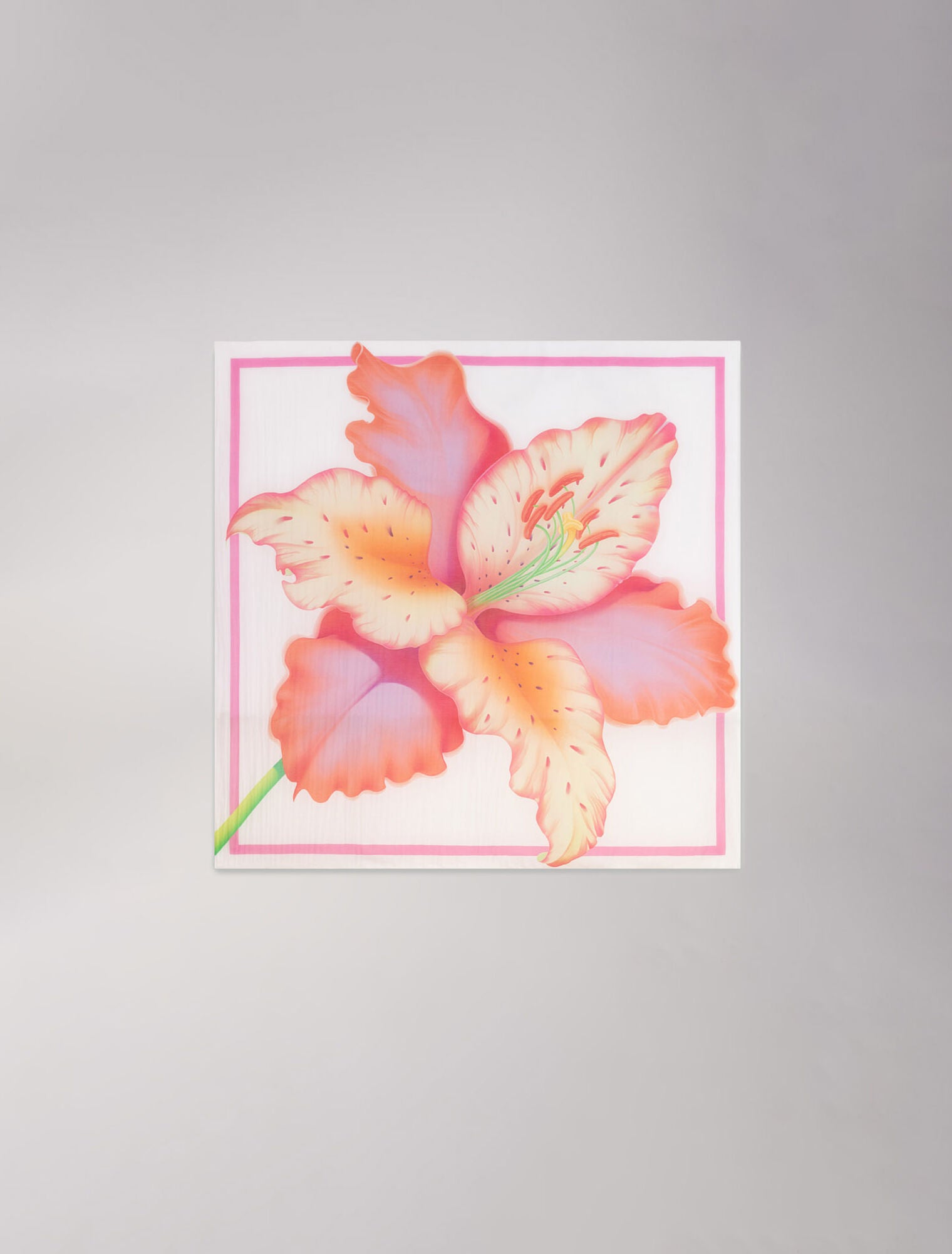 Pink/Ecru featured Flower motif cotton pareo