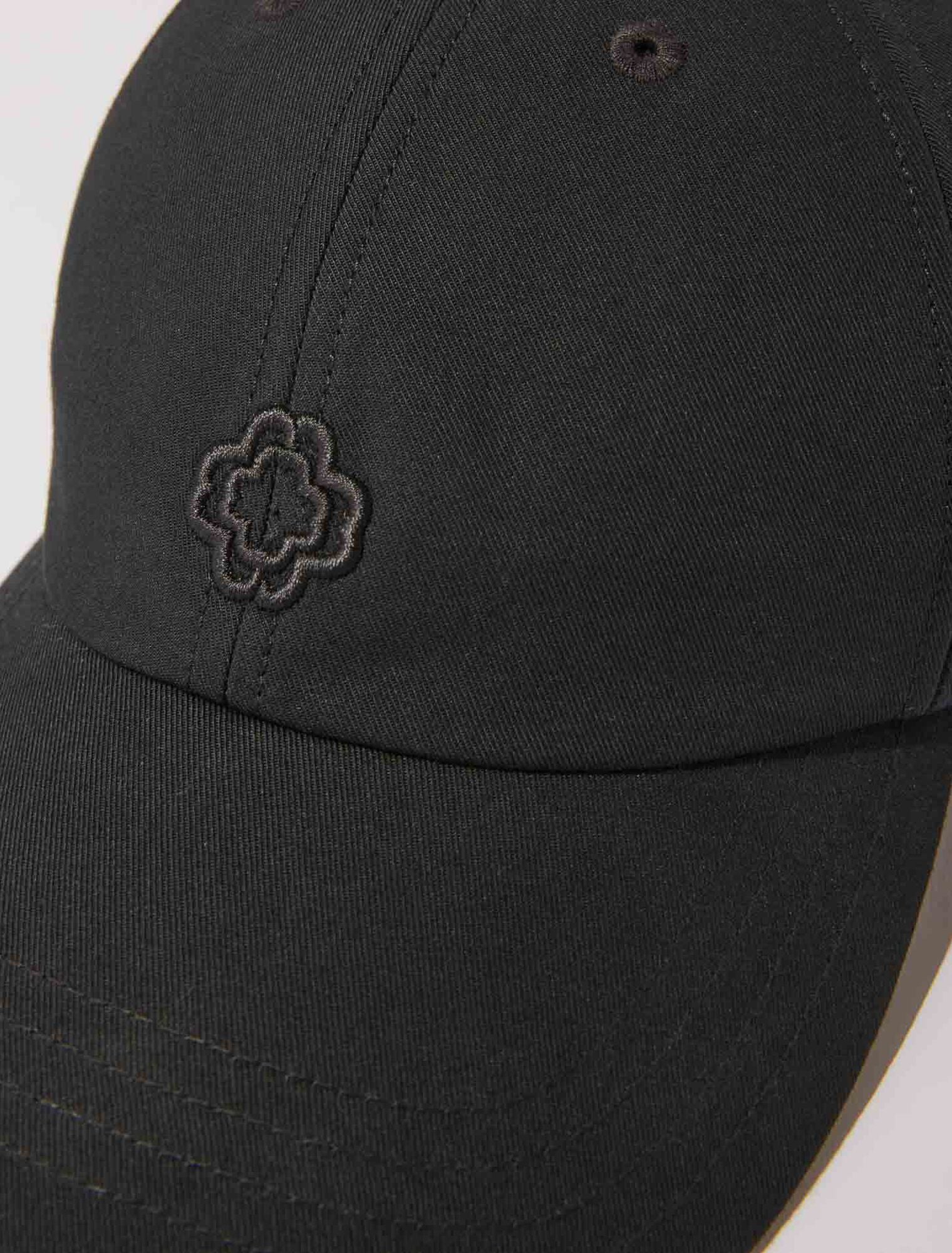 Black  -Cotton cap with gold-tone buckle