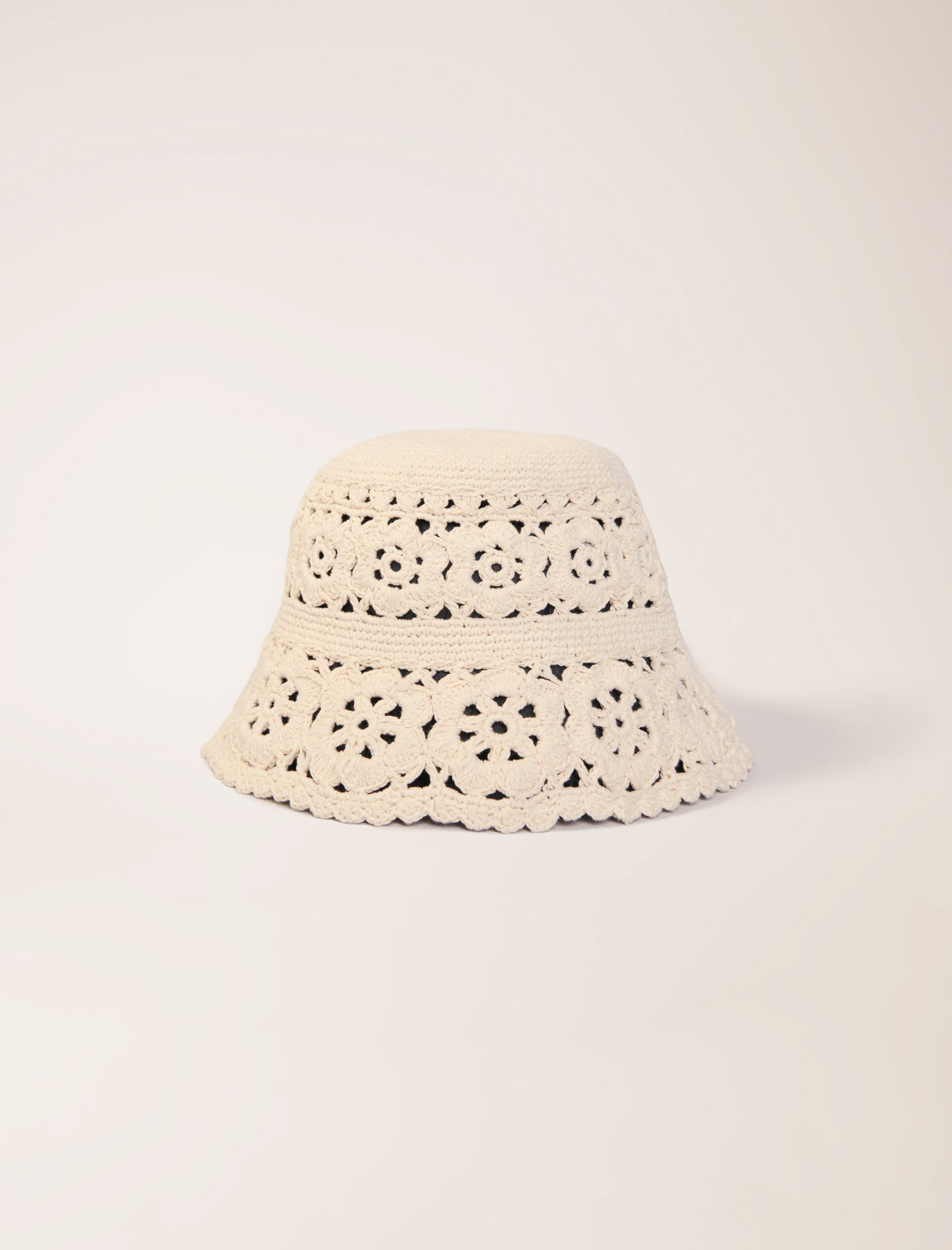 Ecru-featured-Crochet bucket hat