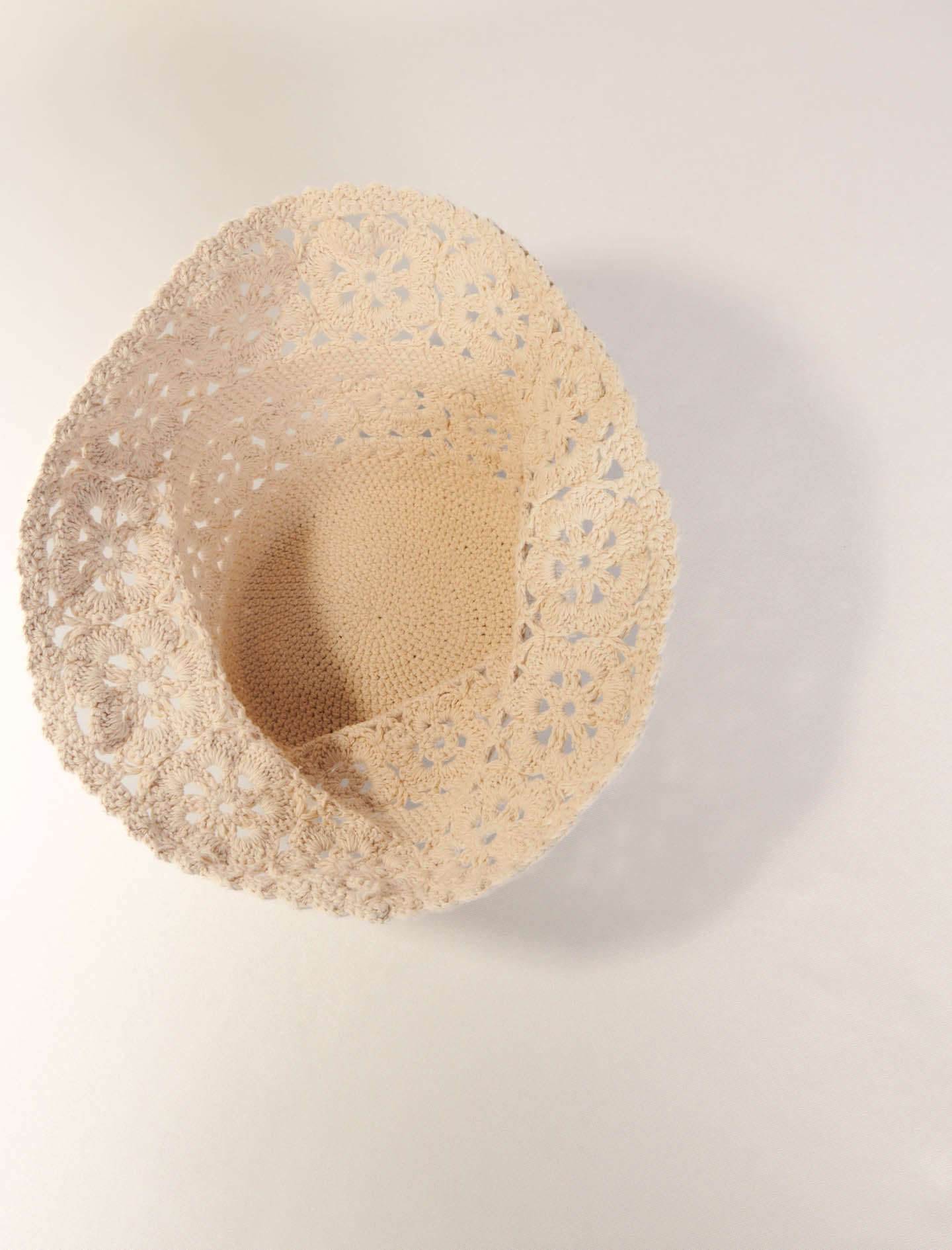 Ecru-Crochet bucket hat