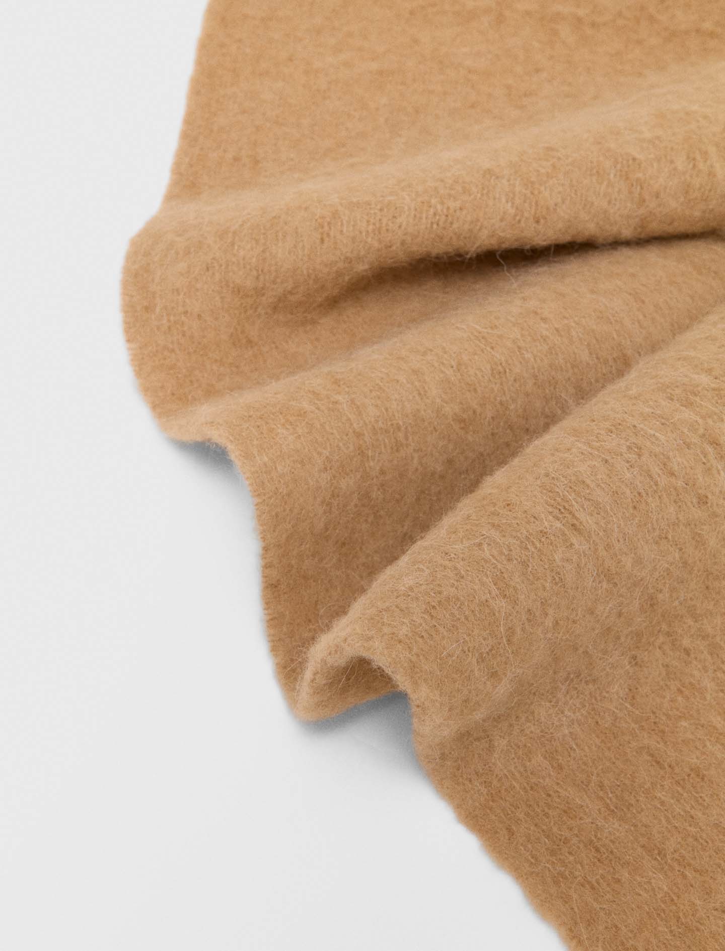 Wool and alpaca blend scarf Camel