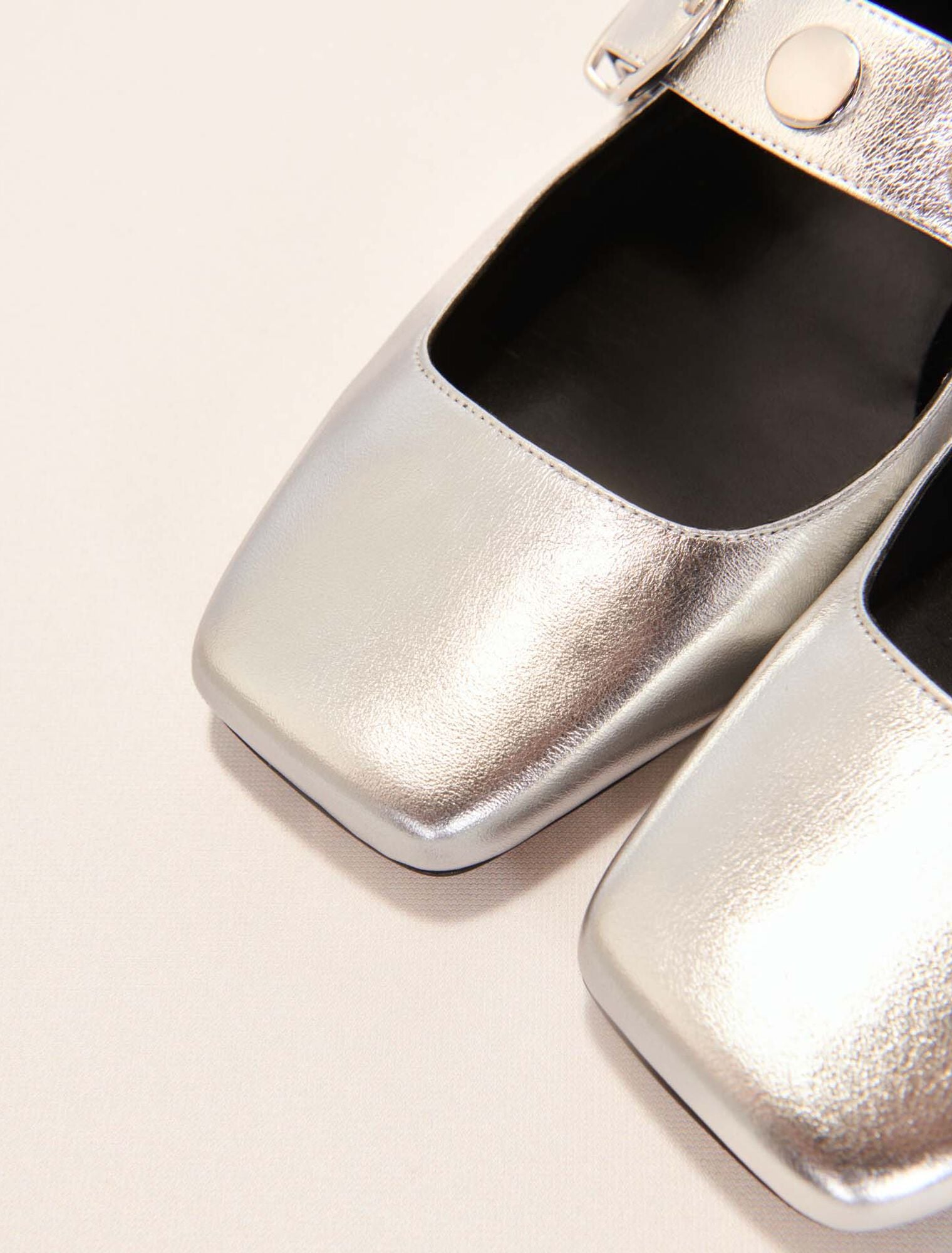 Silver-Metallic leather mary janes