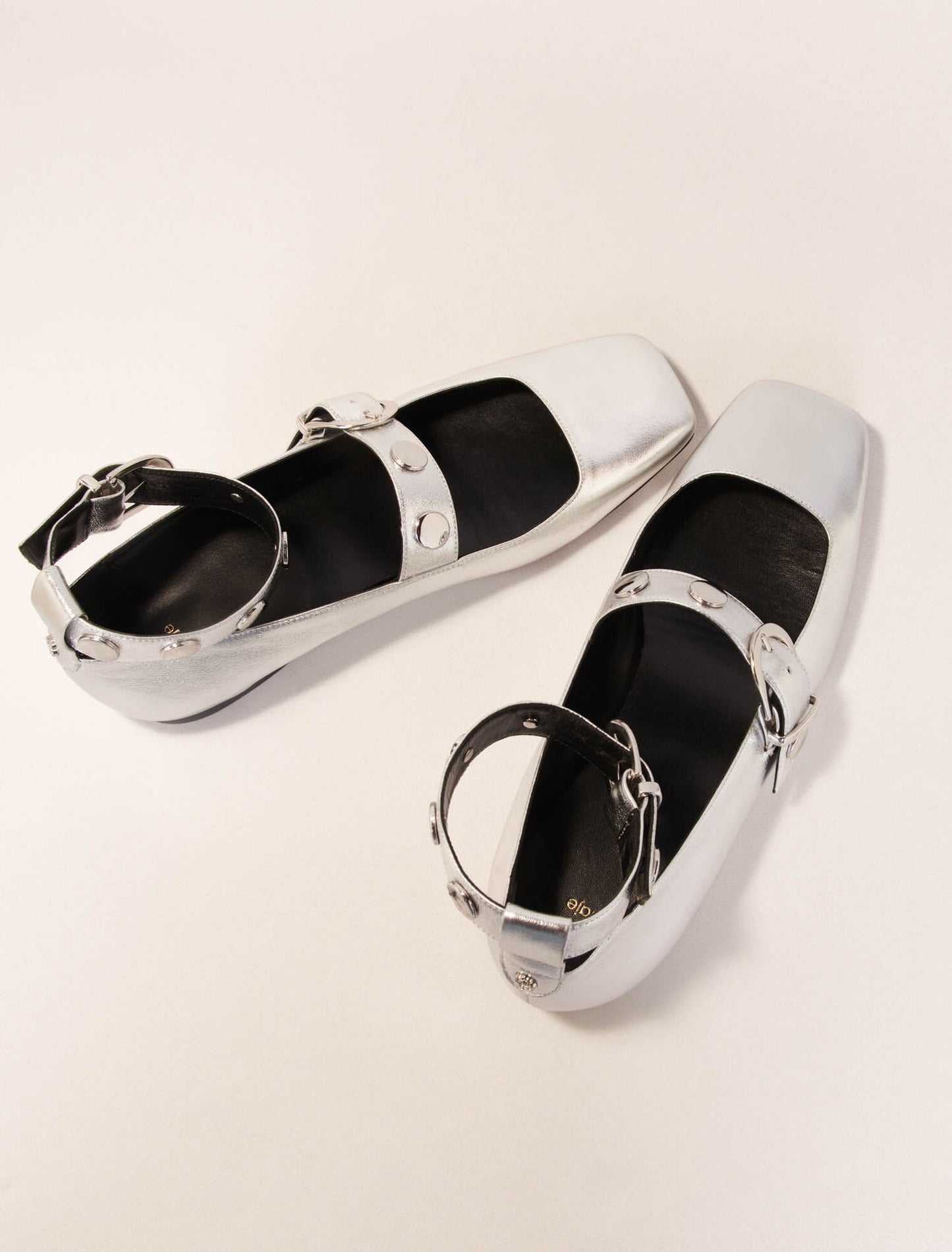 Silver-Metallic leather mary janes