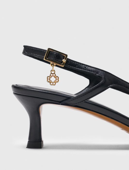 Smooth leather slingback pumps