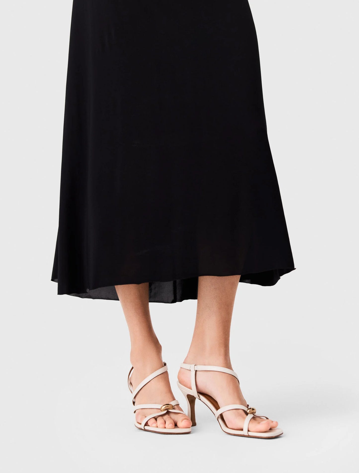 Multi-strap leather sandals Ecru