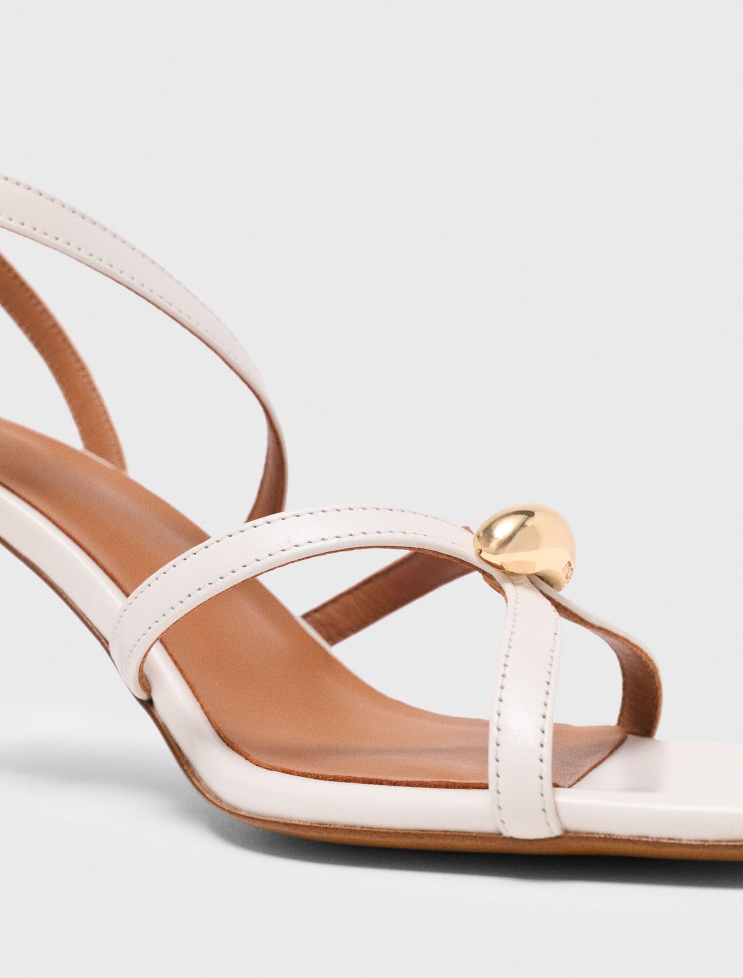Multi-strap leather sandals Ecru