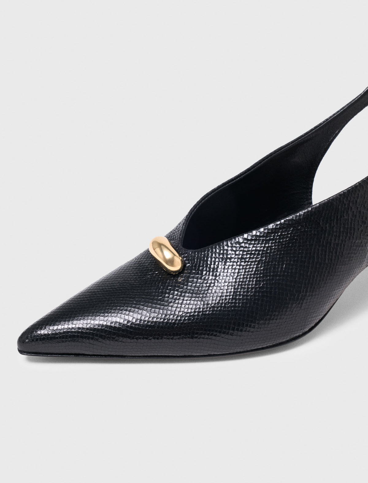 Pointed embossed leather slingbacks Black