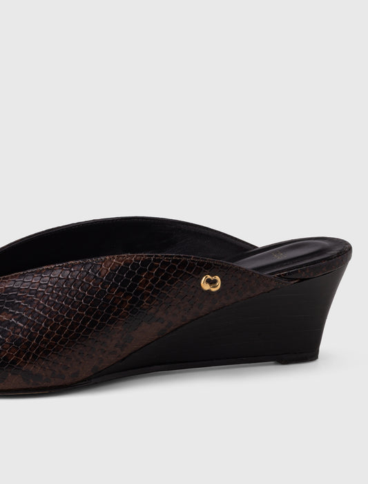 Embossed leather wedge mules Brown Snake Print