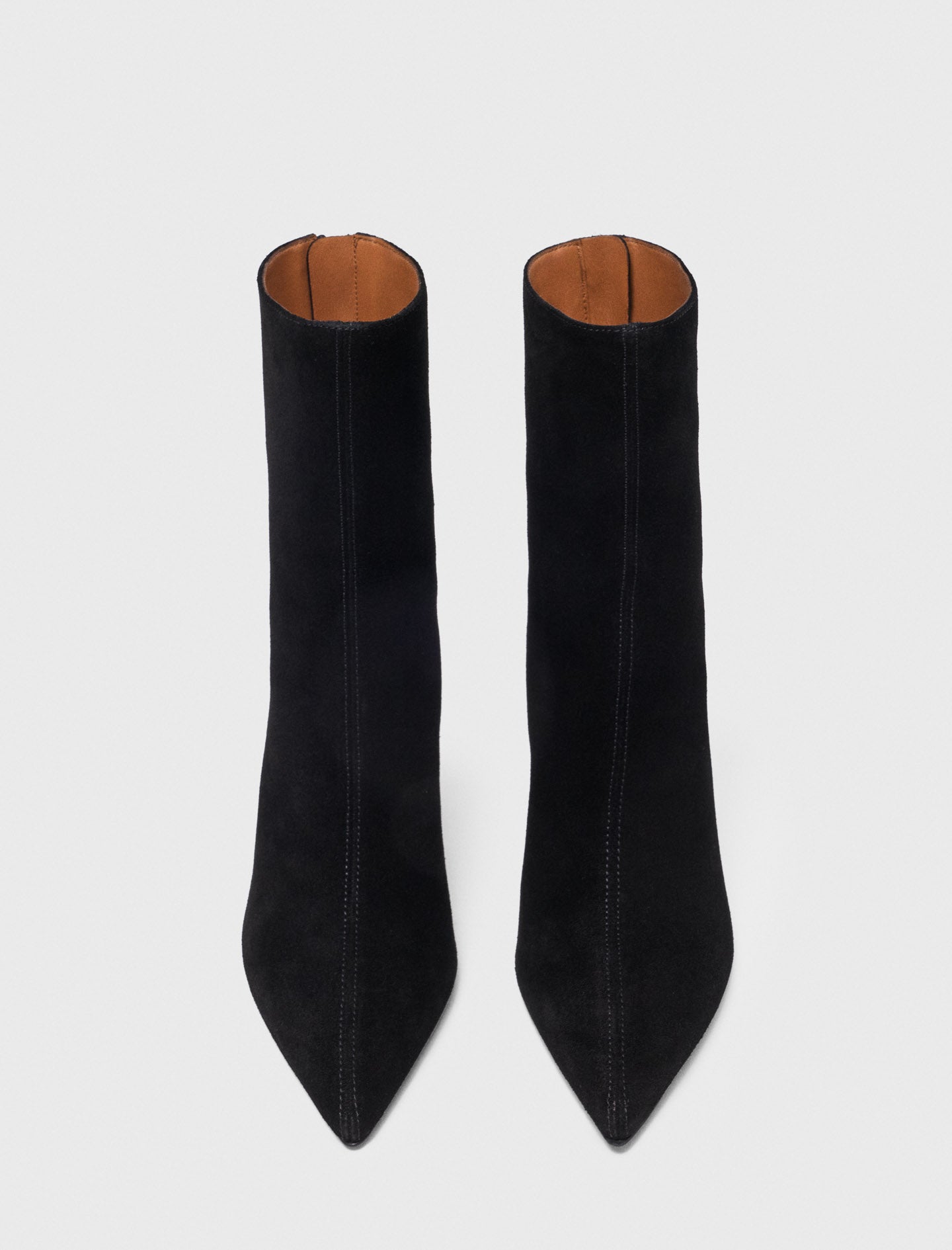 Pointed-toe suede ankle boots Black