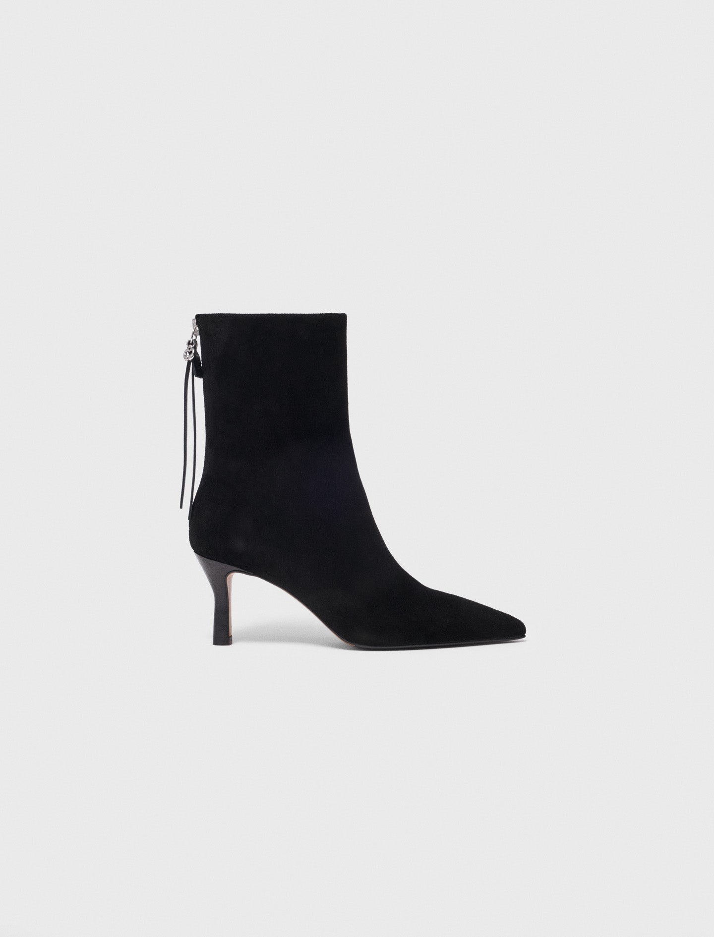 Pointed-toe suede ankle boots Black