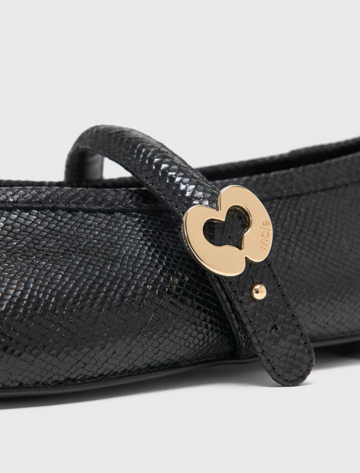 Embossed leather ballet flats Black