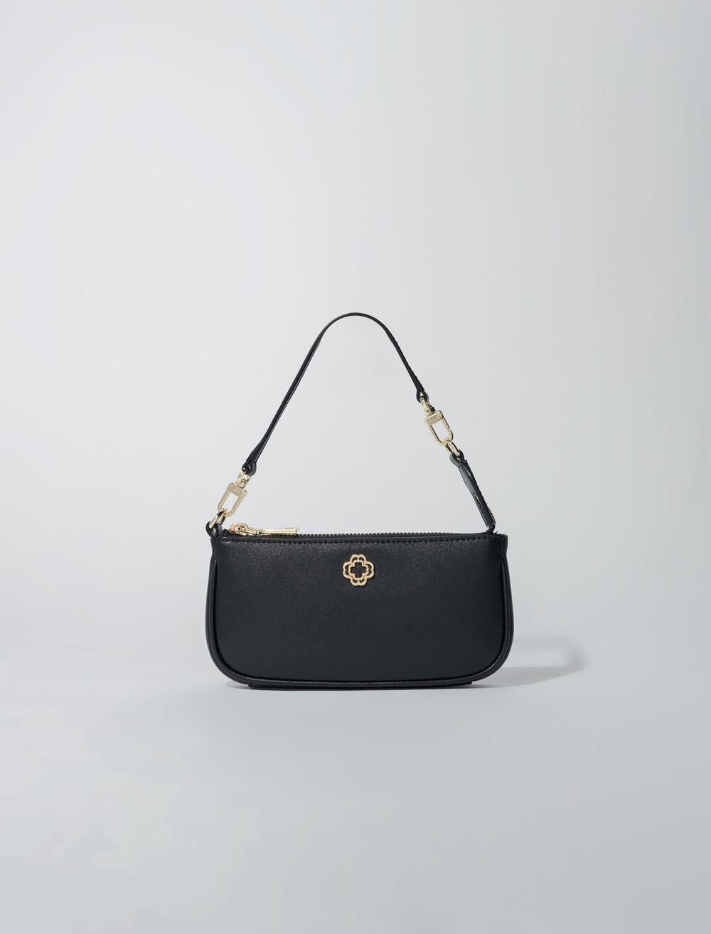 Black-featured-Leather clutch bag