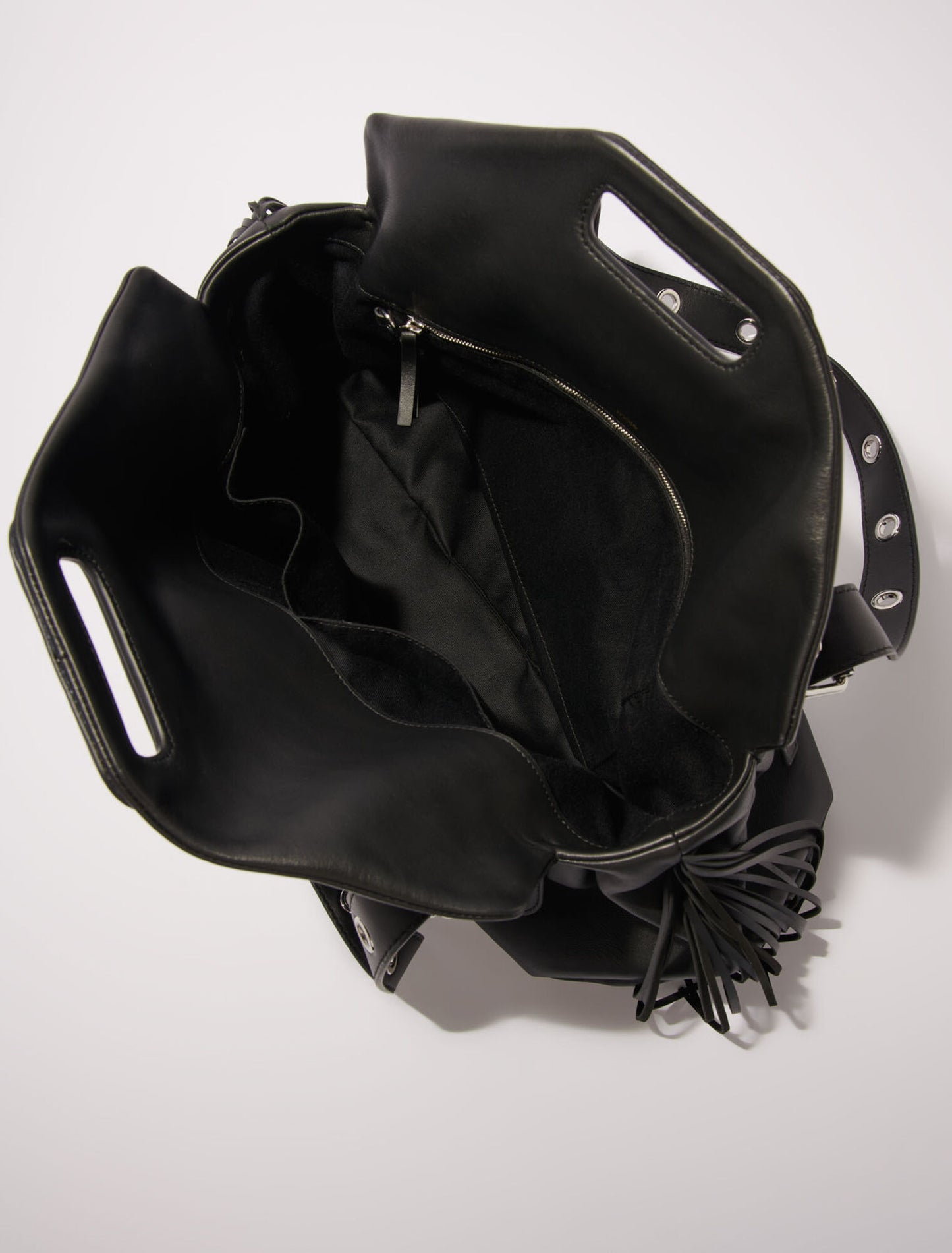 Black   Plain leather Miss M XL bag
