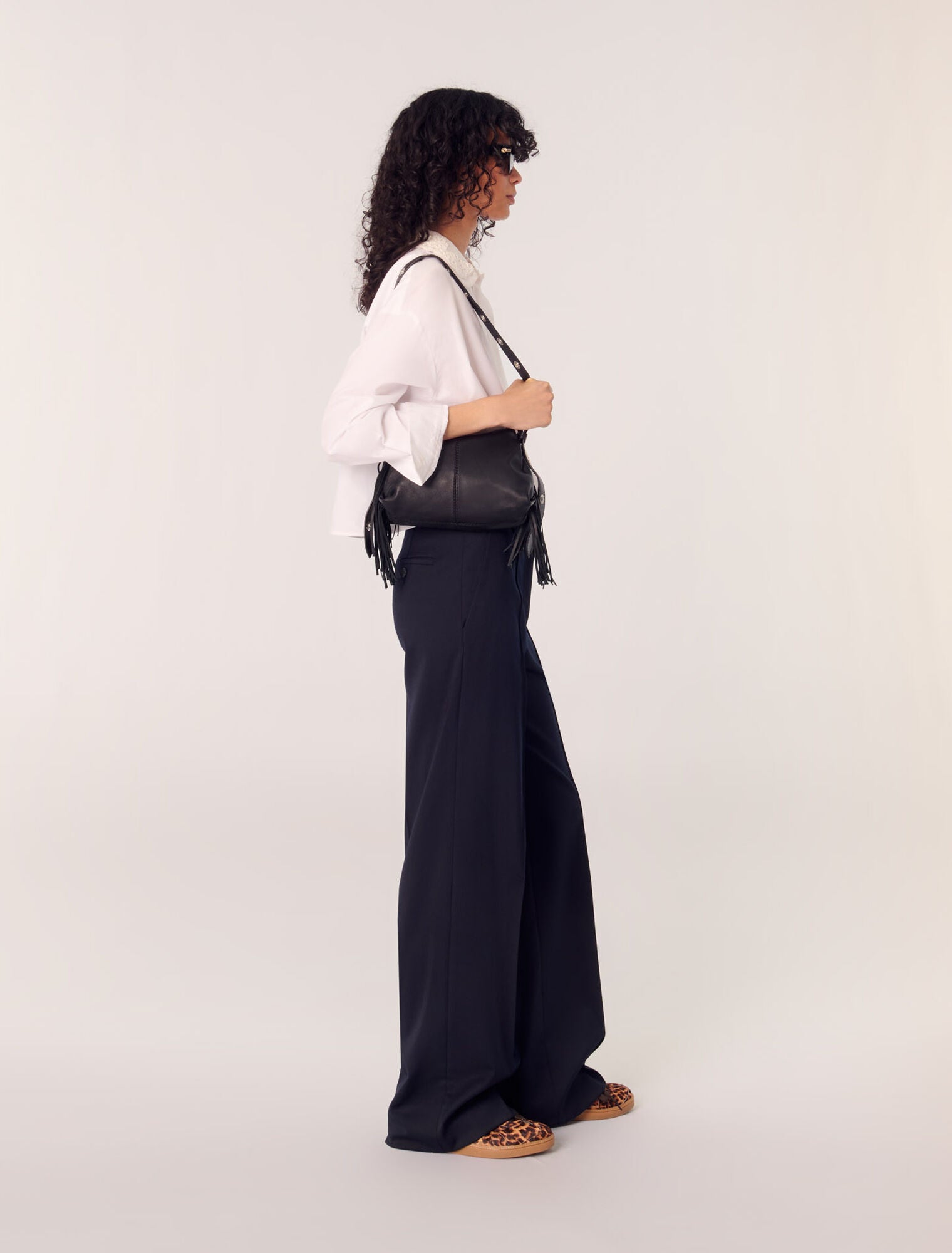 White-Short shirt with embroidered collar