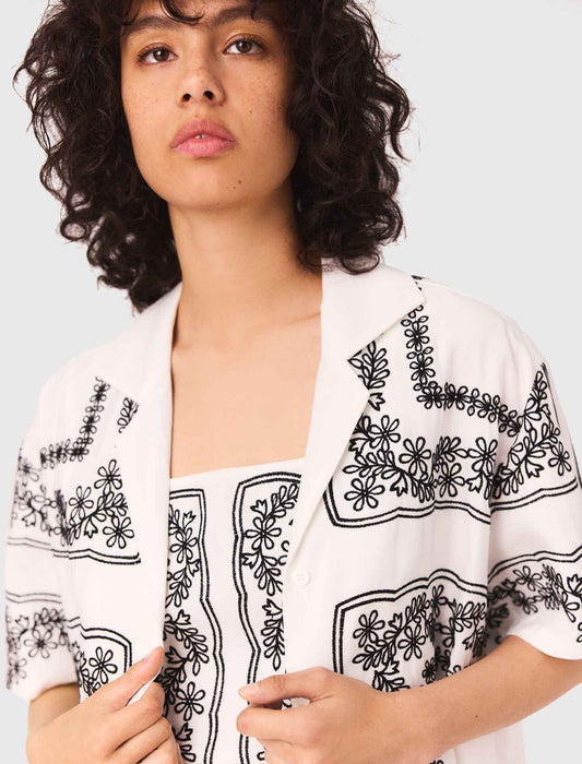 Ecru / Black Short sleeve embroidered shirt