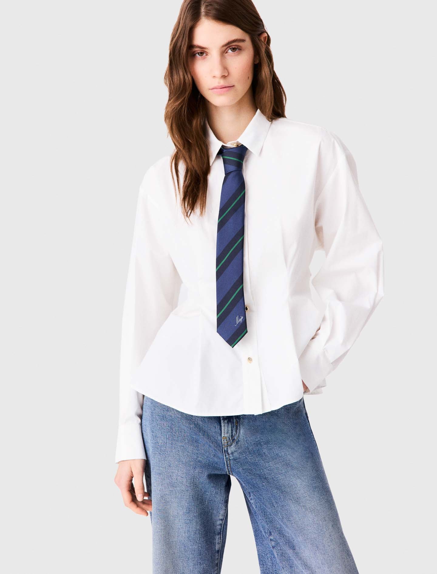 Shirt with lace-up back White