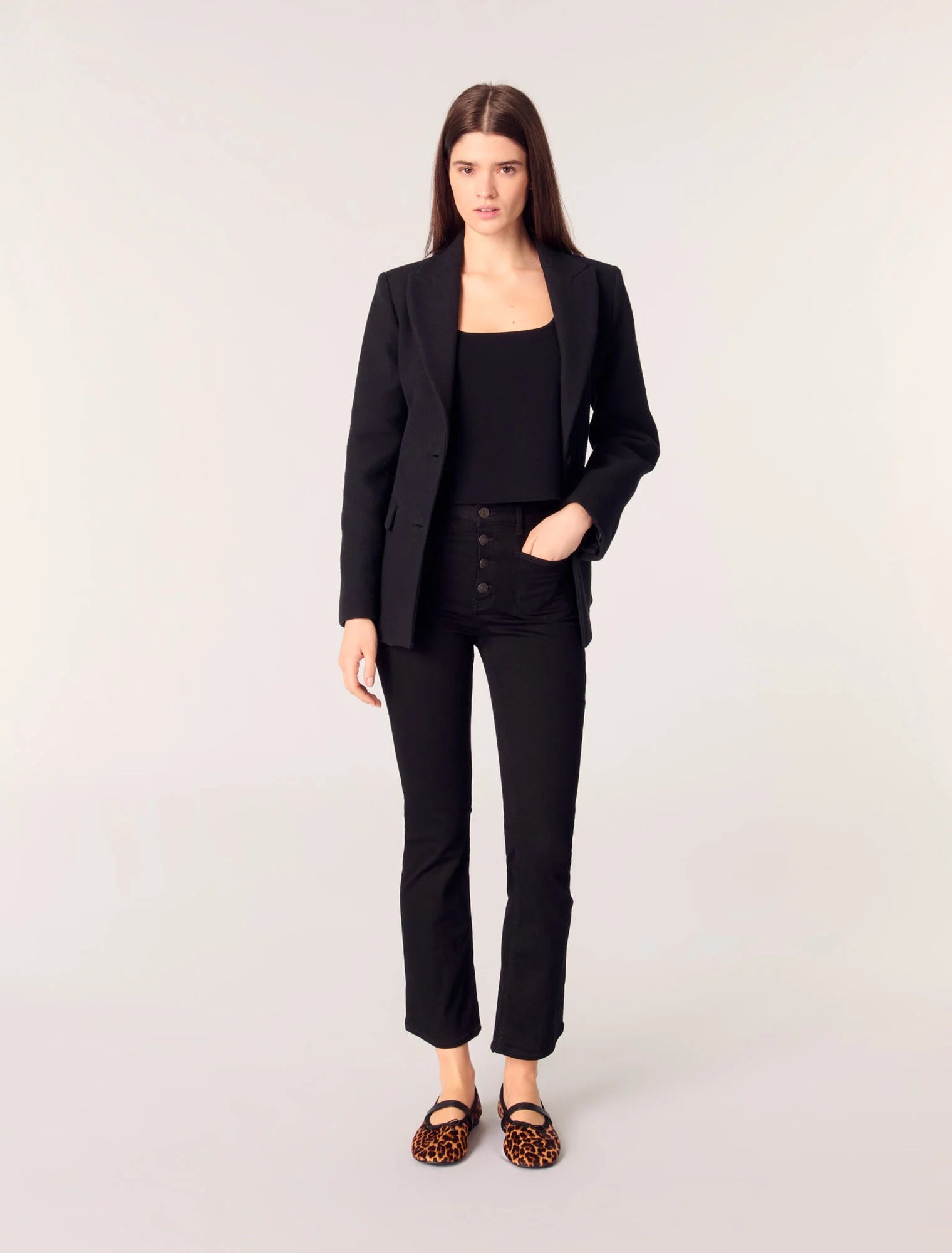 Black-featured-Flared jeans