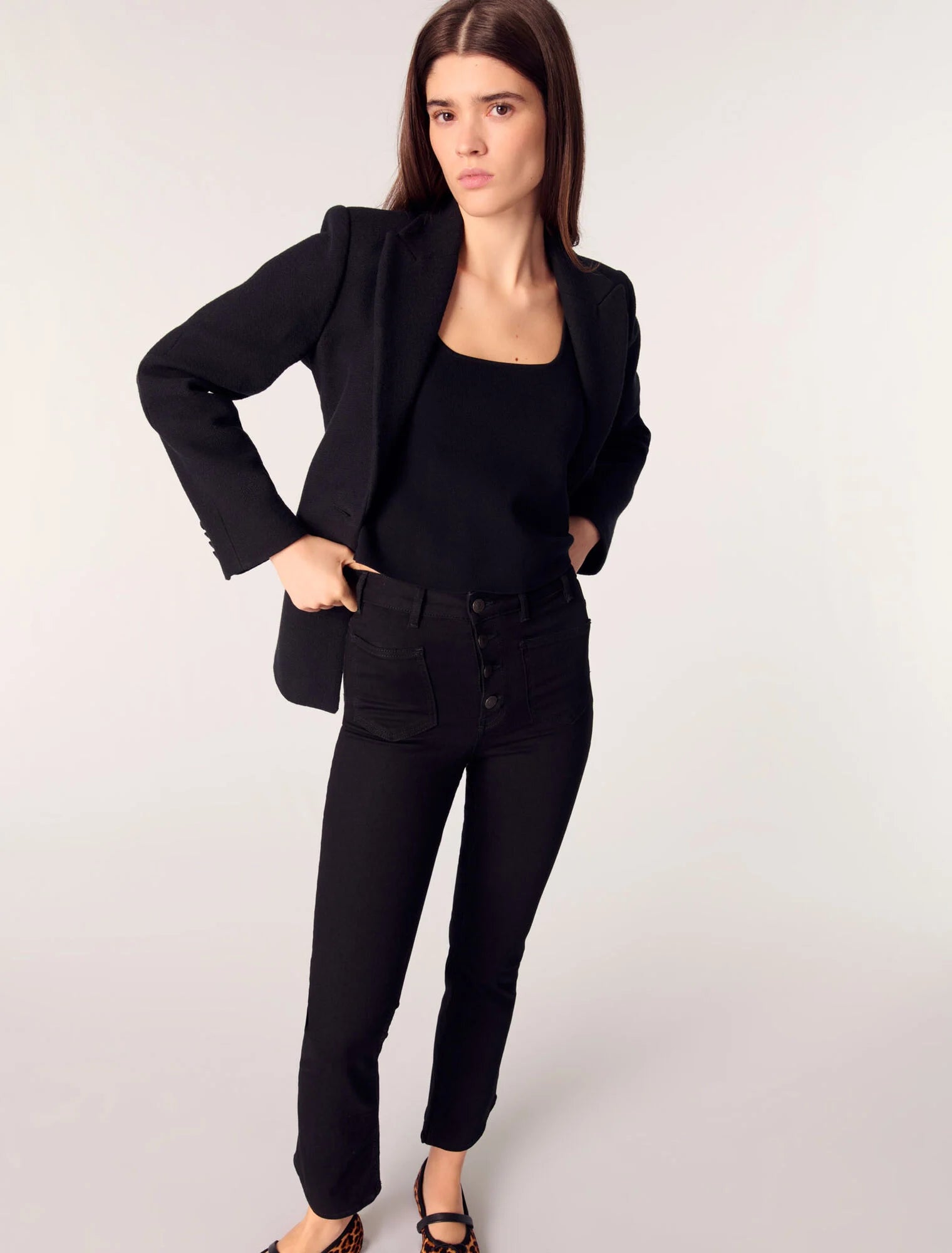 Black-Flared jeans
