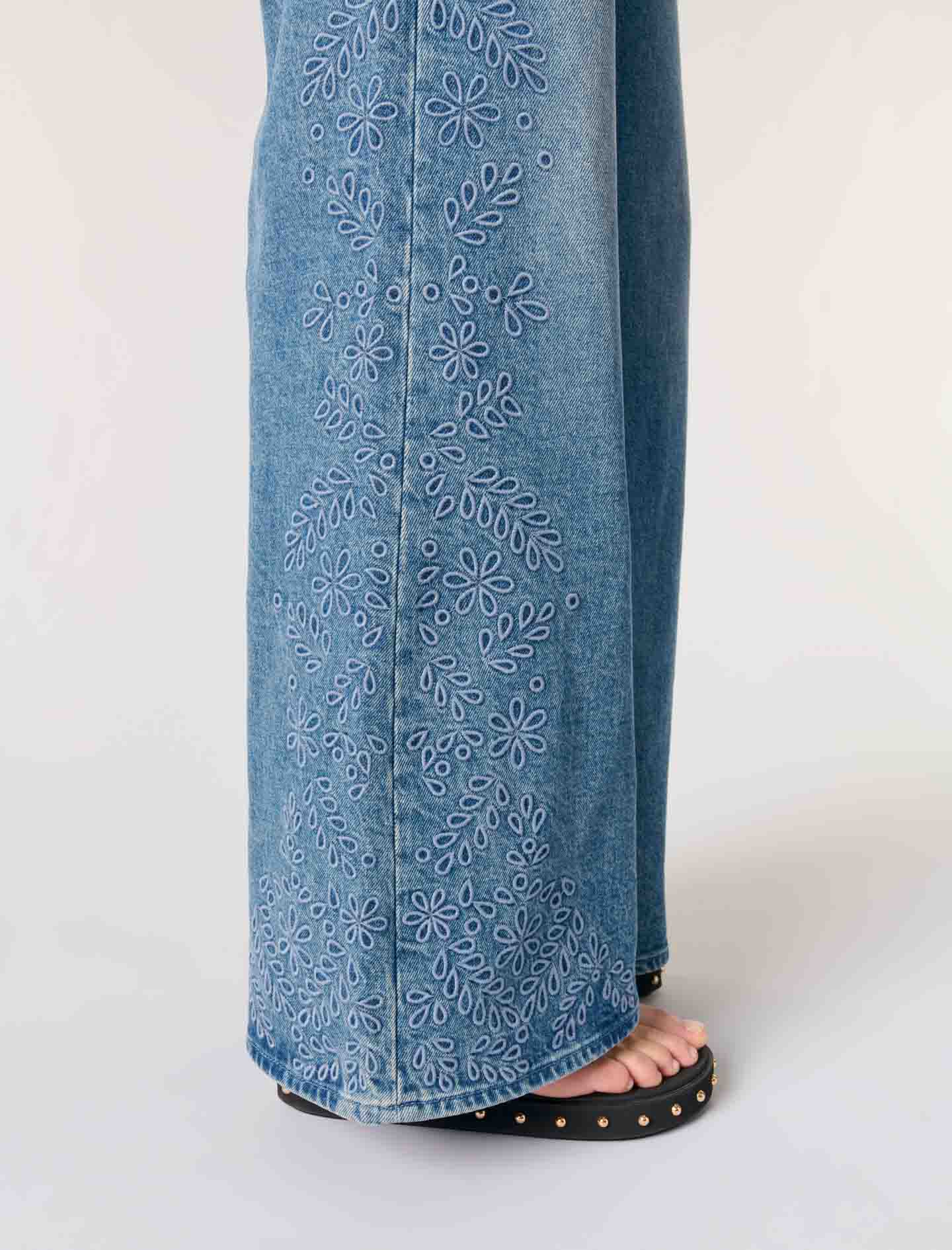Blue-Embroidered jeans