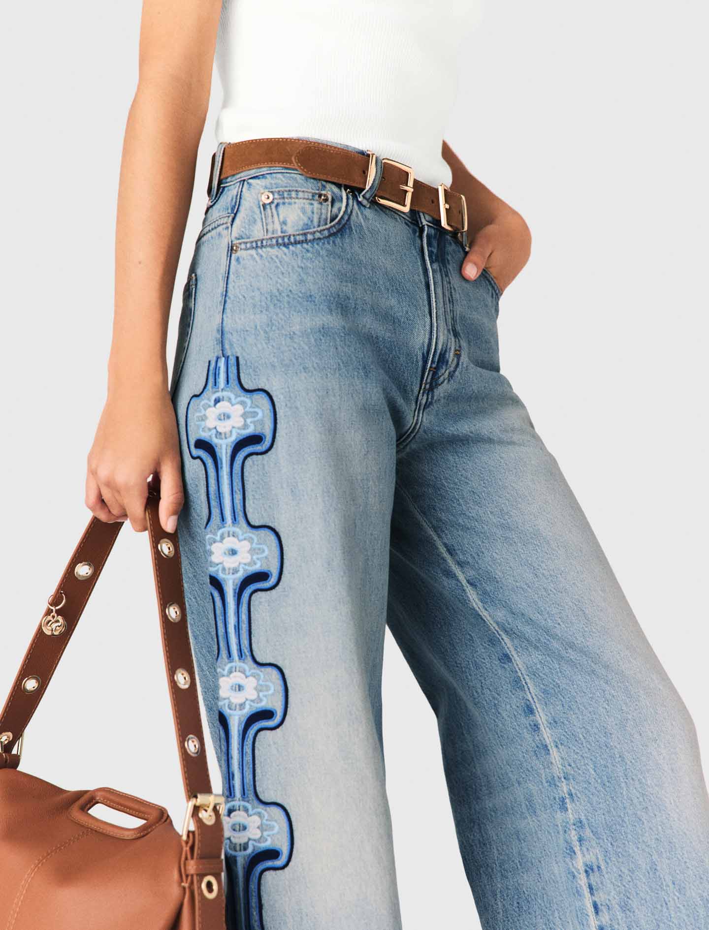 Floral Embroidered Wide-Leg Jeans Blue