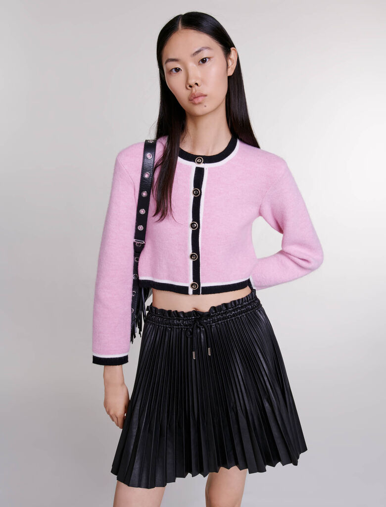 Black-featured-Short pleated skirt