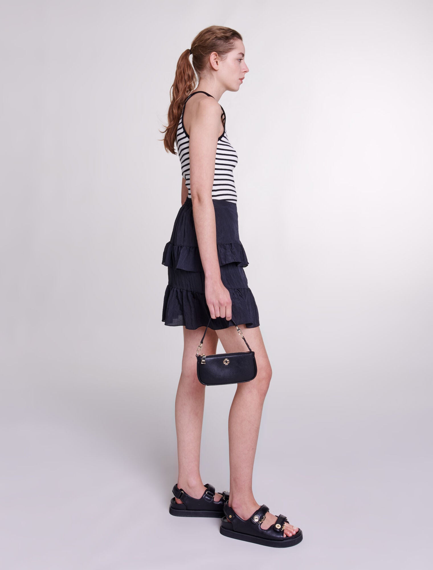 Black-Short ruffled skirt