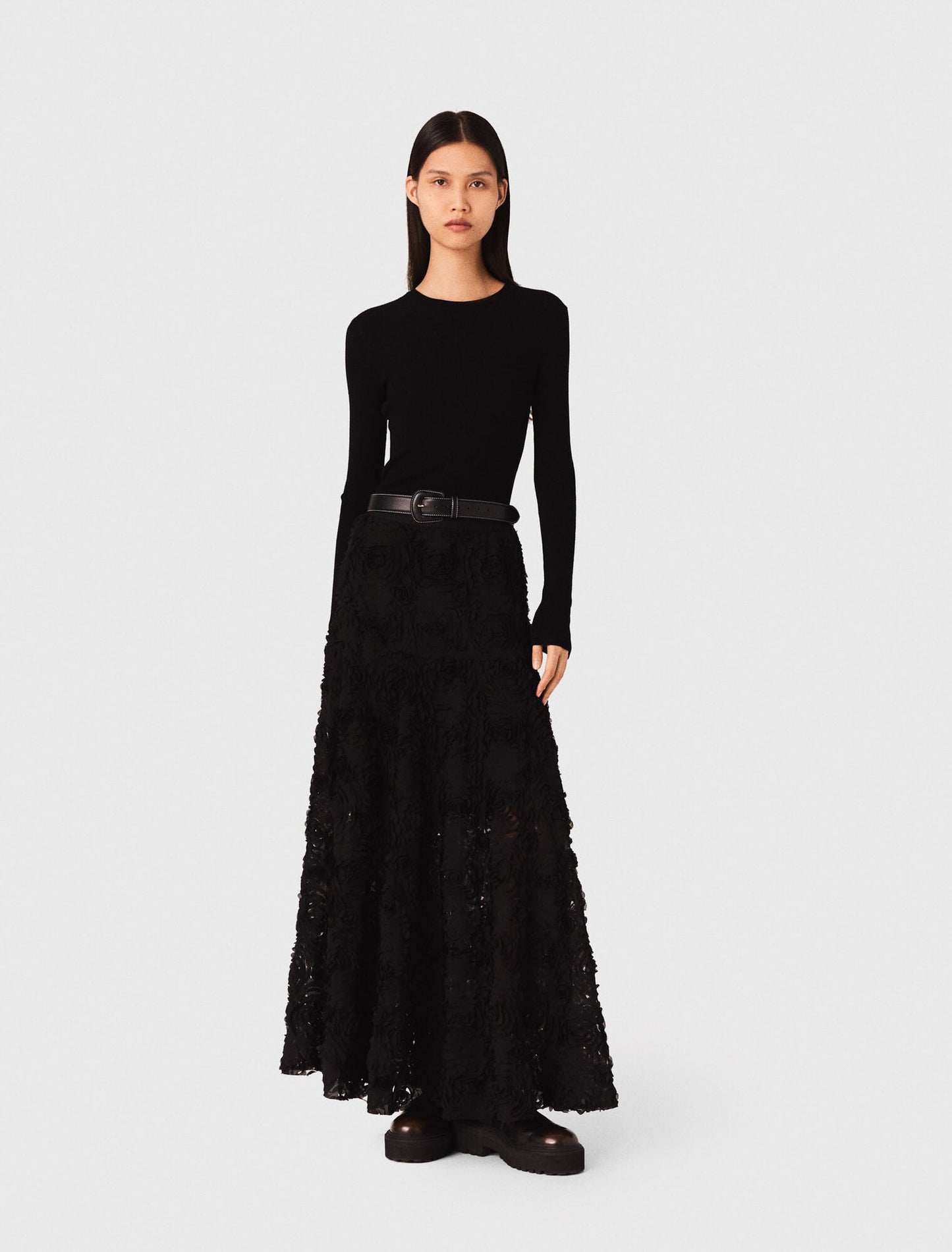 Long embroidered skirt Black