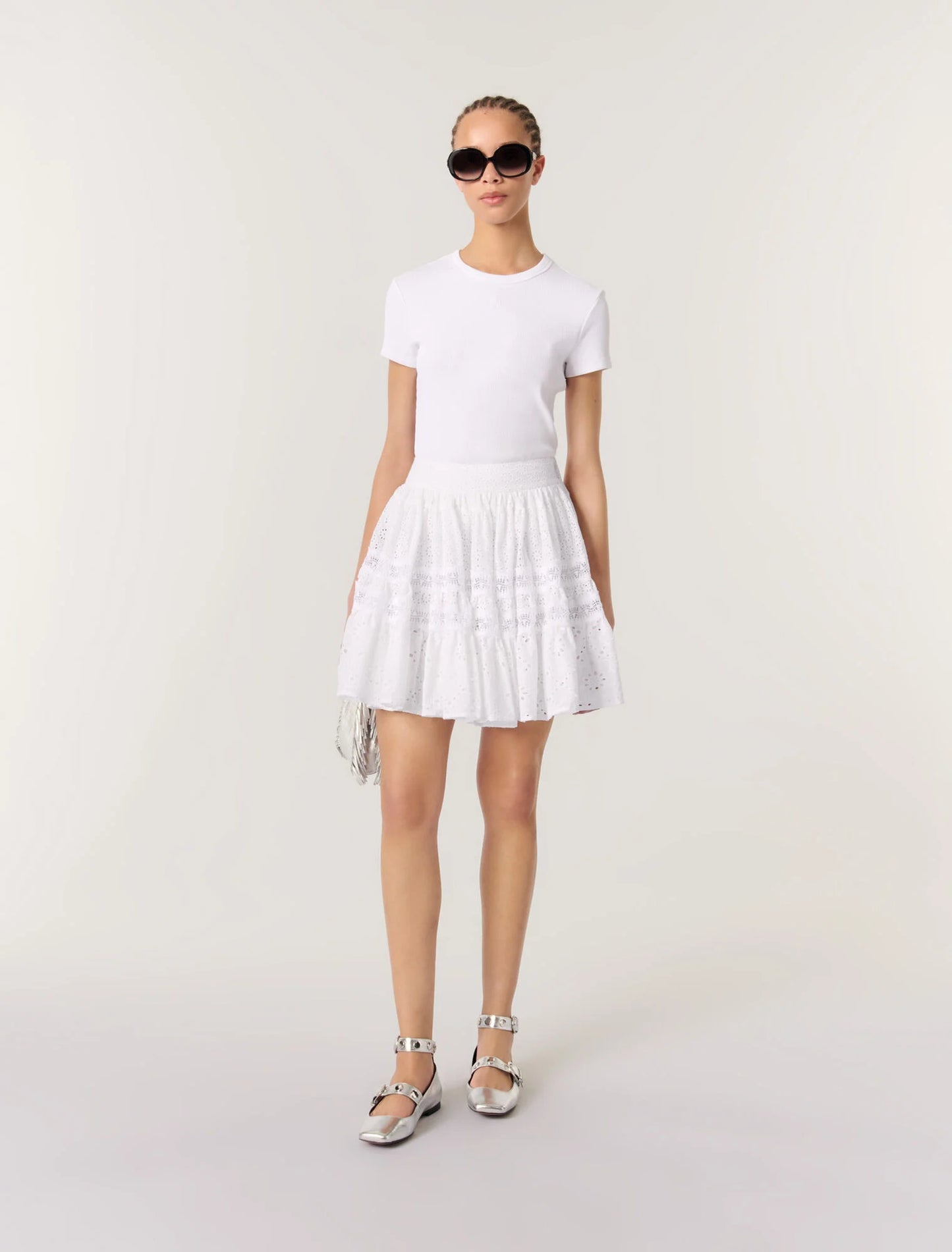 White-featured-Short embroidered skirt