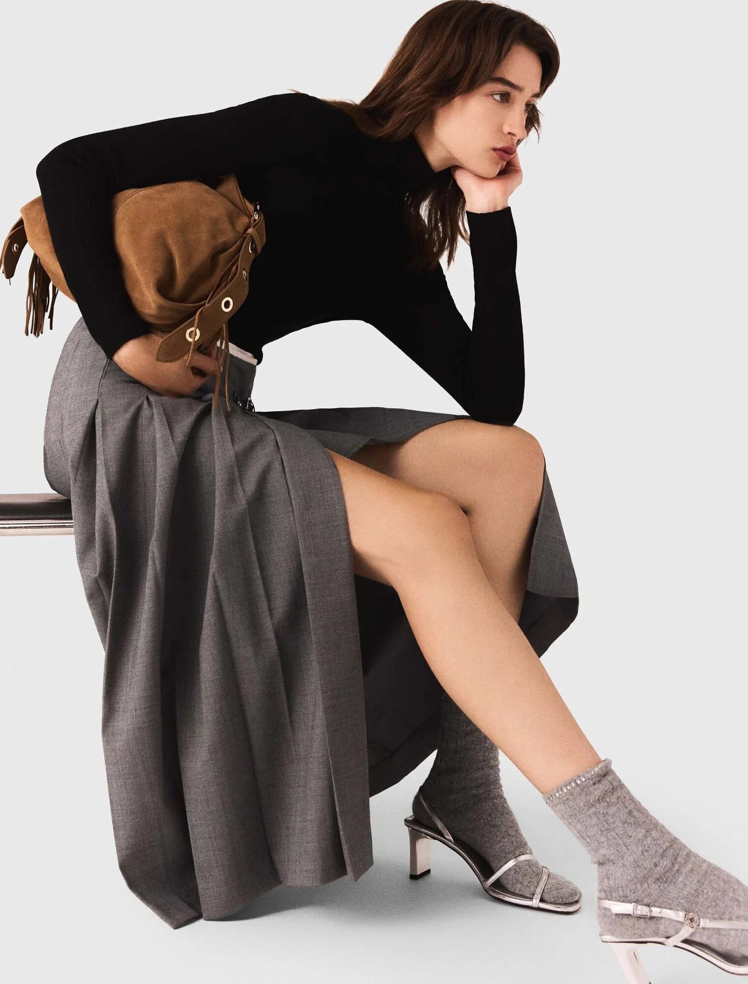 Long pleated skirt Grey