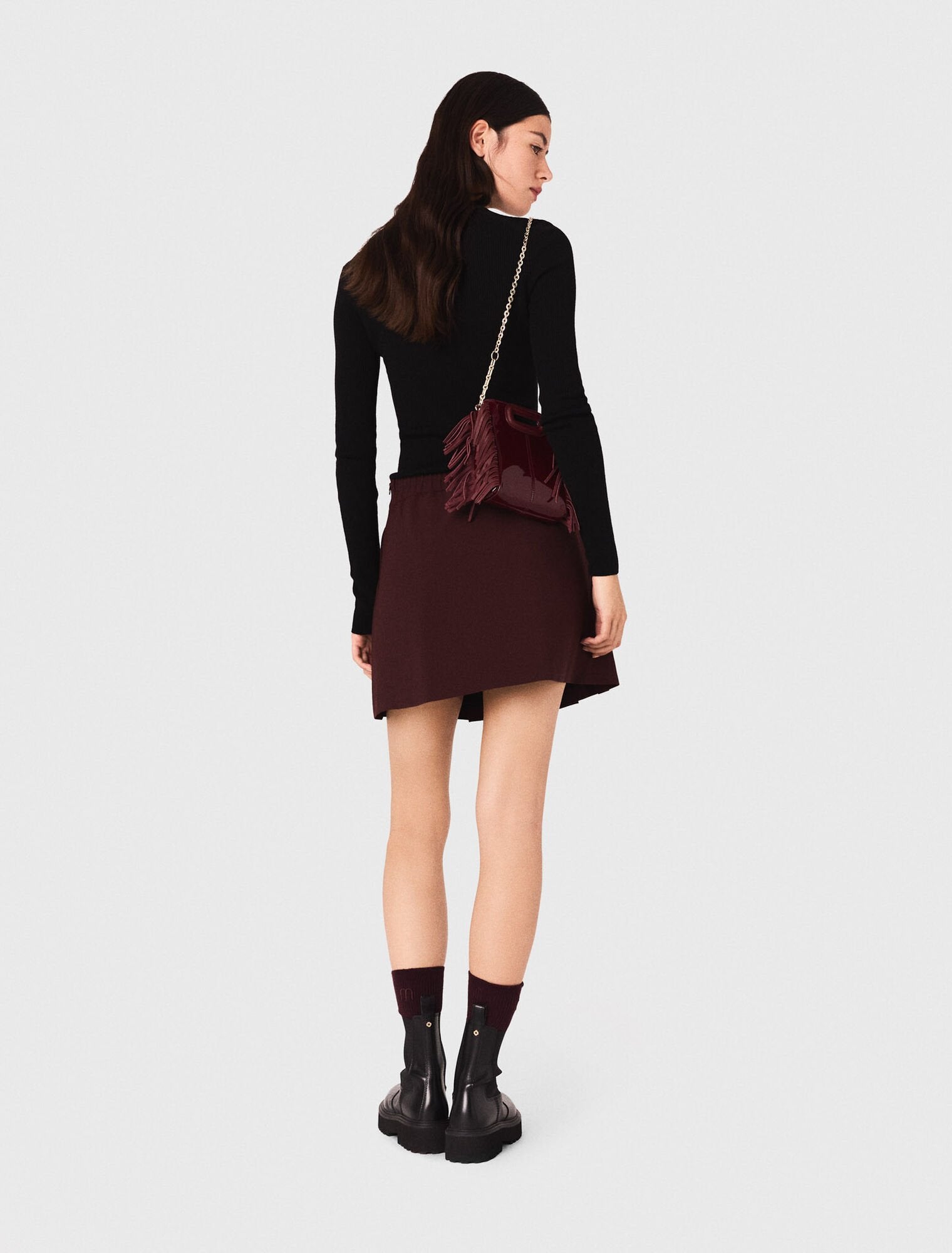 Short pleated skirt