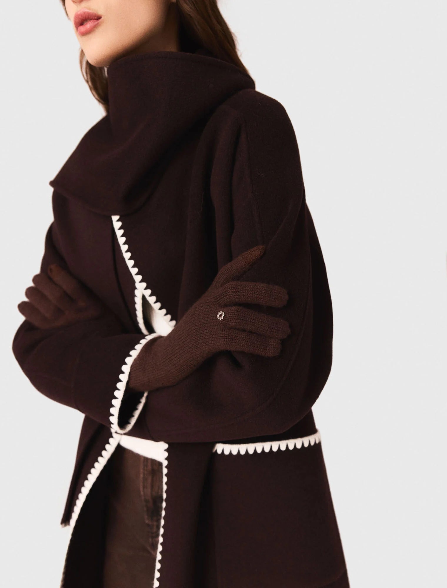 Embroidered double-faced coat