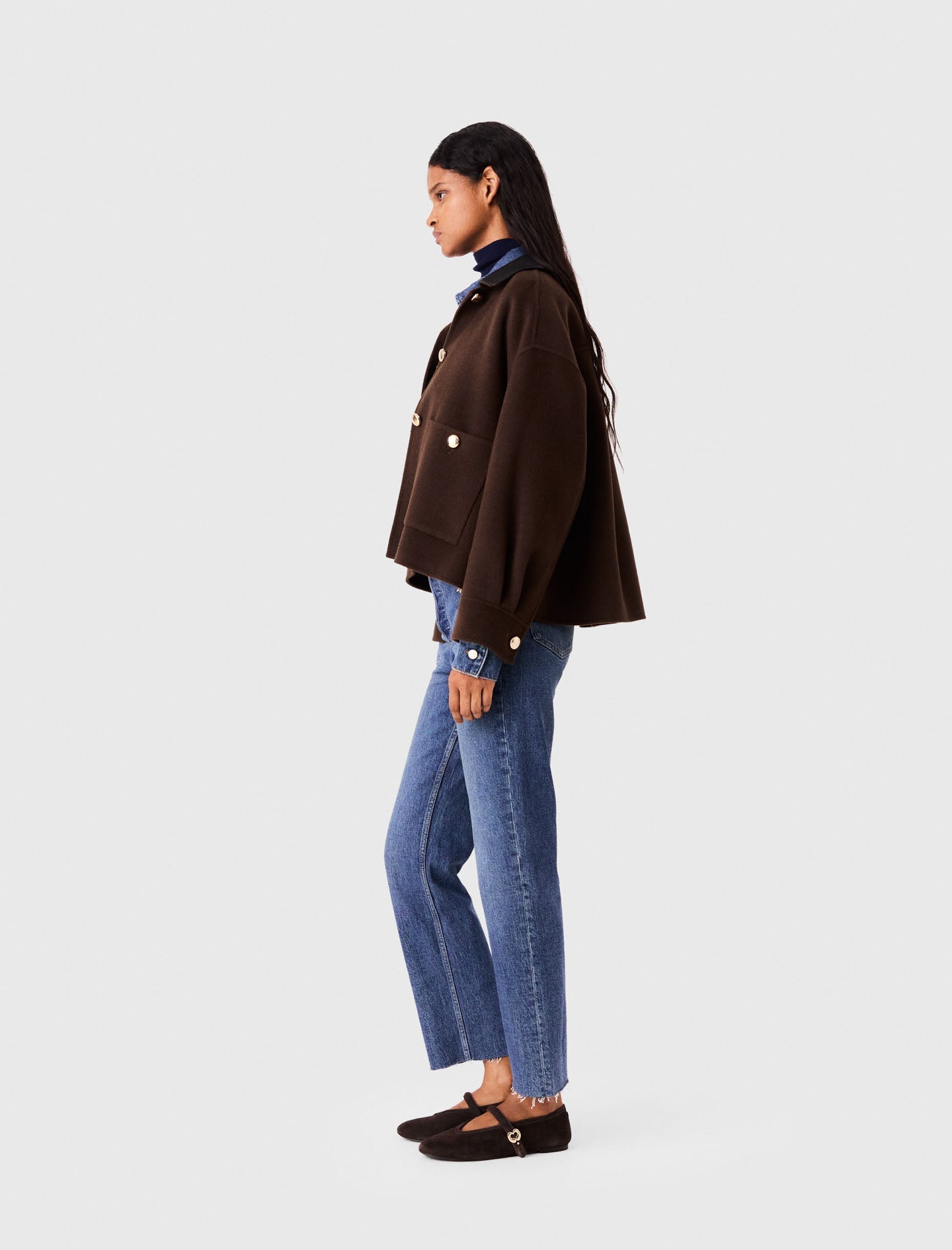 Short Wool Jacket With Pleated Back Brown