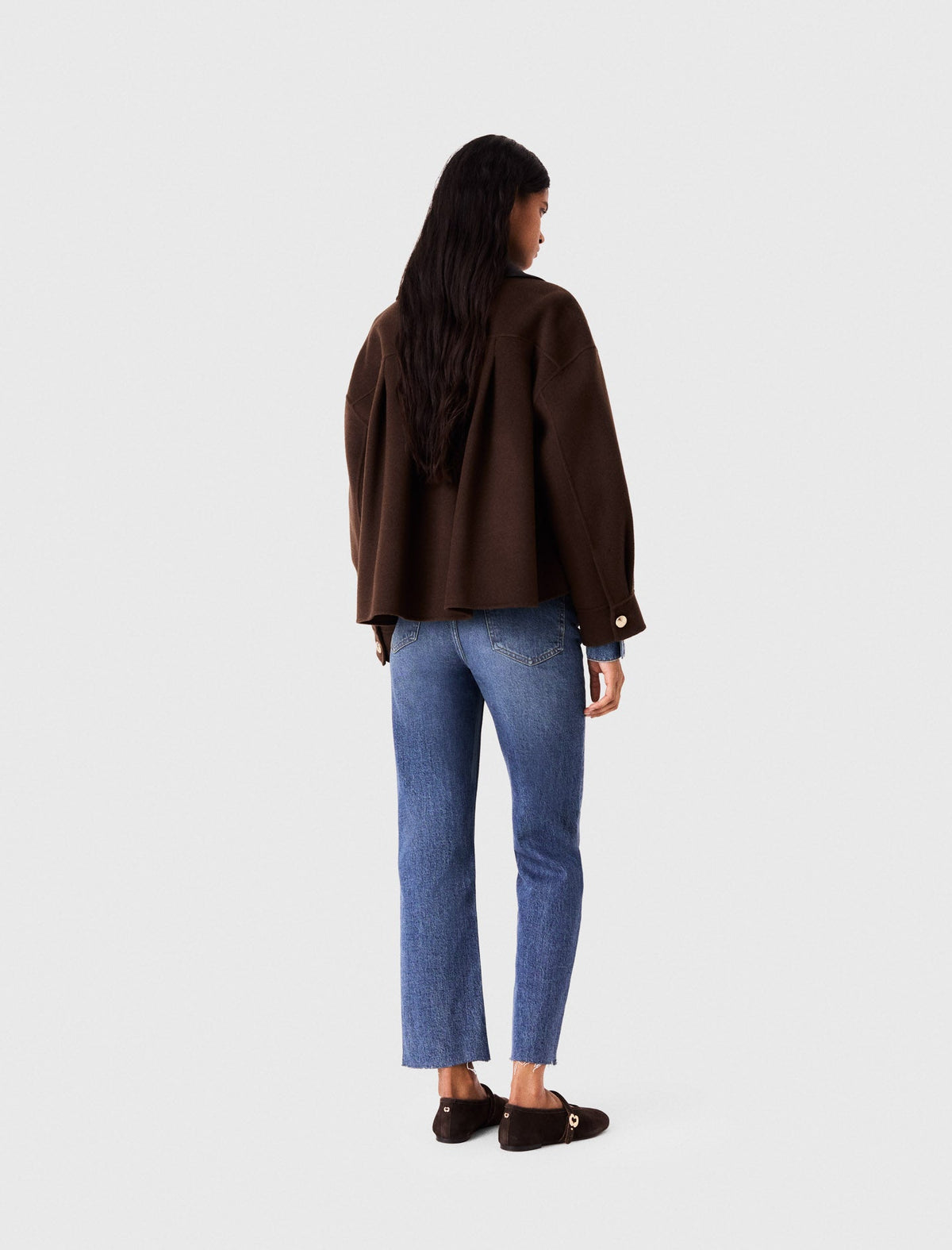 Short Wool Jacket With Pleated Back Brown