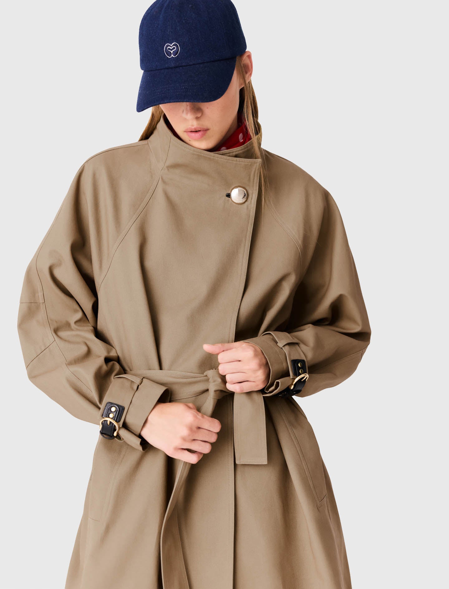 Long belted trench, gold buttons Beige