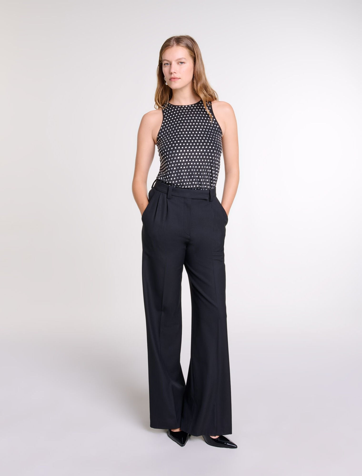 Black-featured-Wide-leg suit trousers