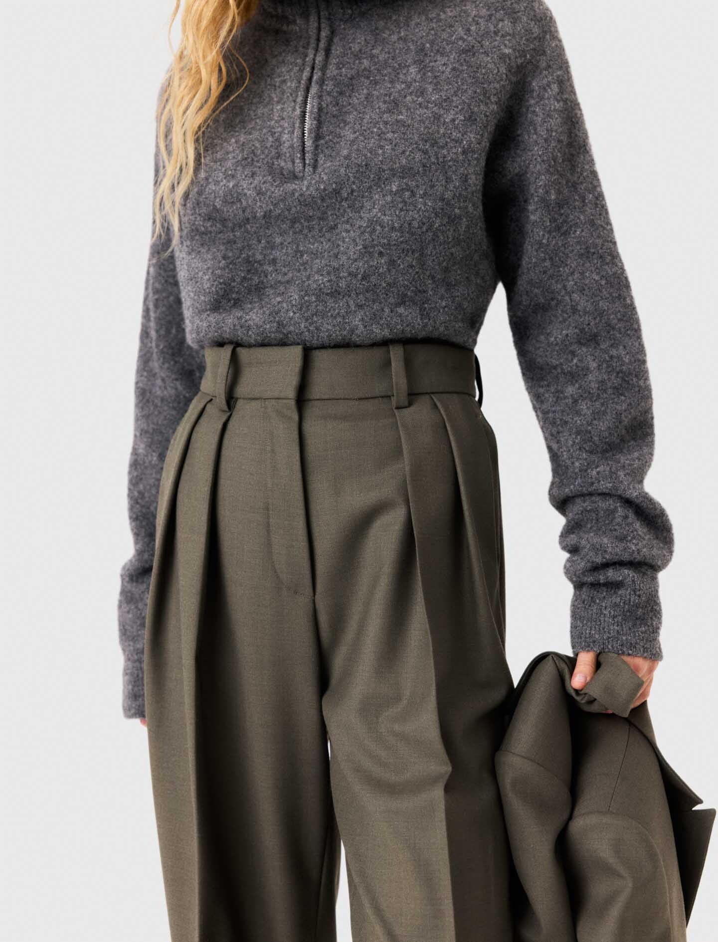 Wide-leg suit trousers with pleats Khaki