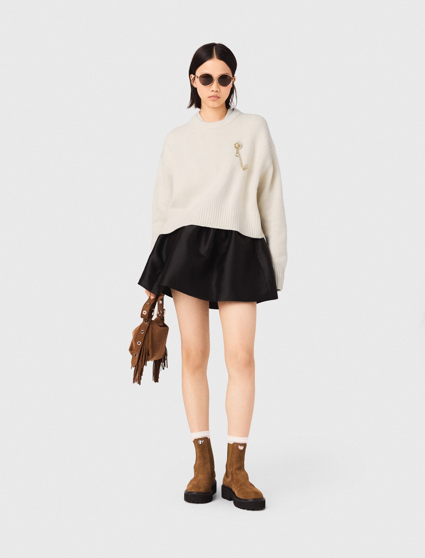 Jumper With Floral Brooch ECRU