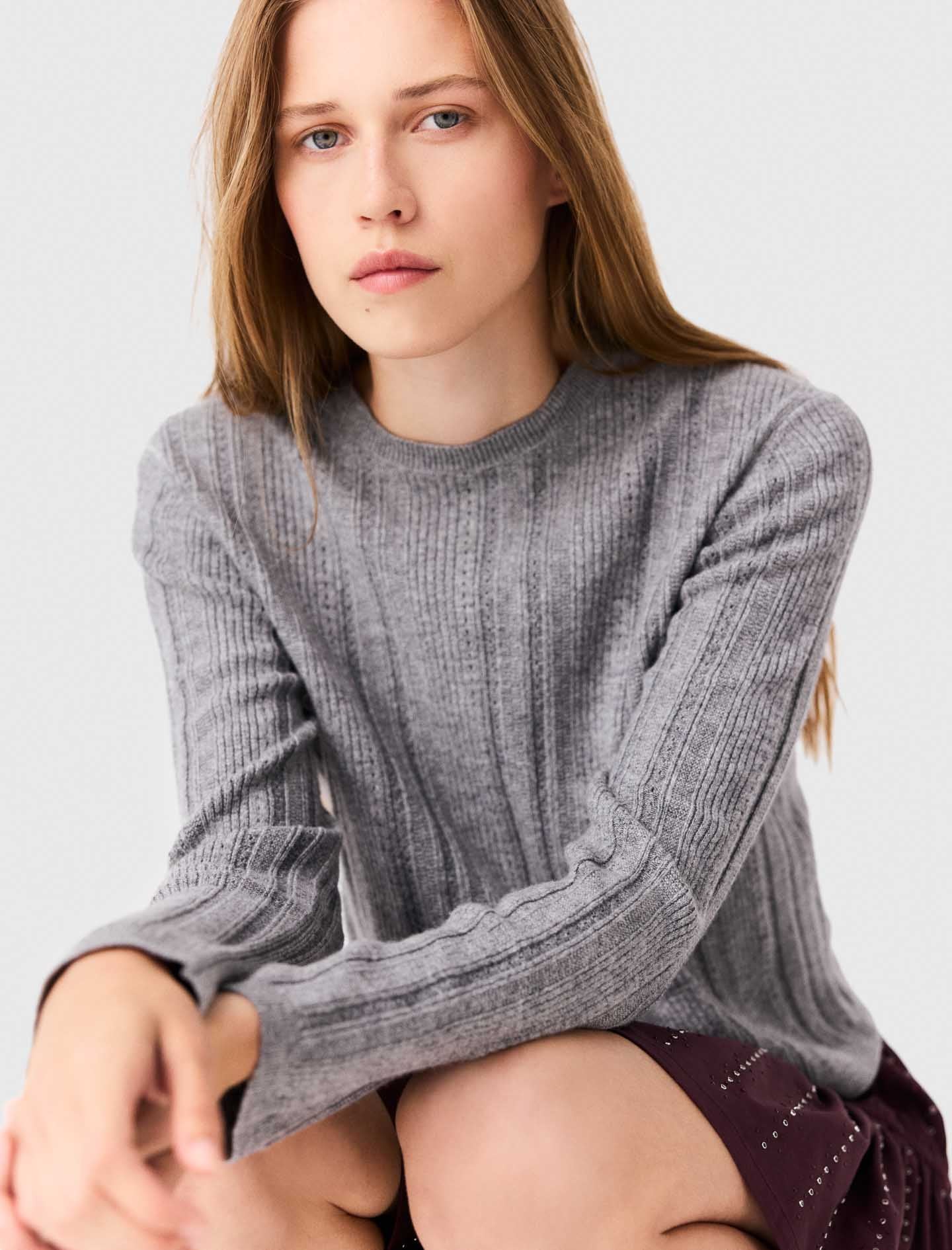 Removable poplin collar jumper Grey