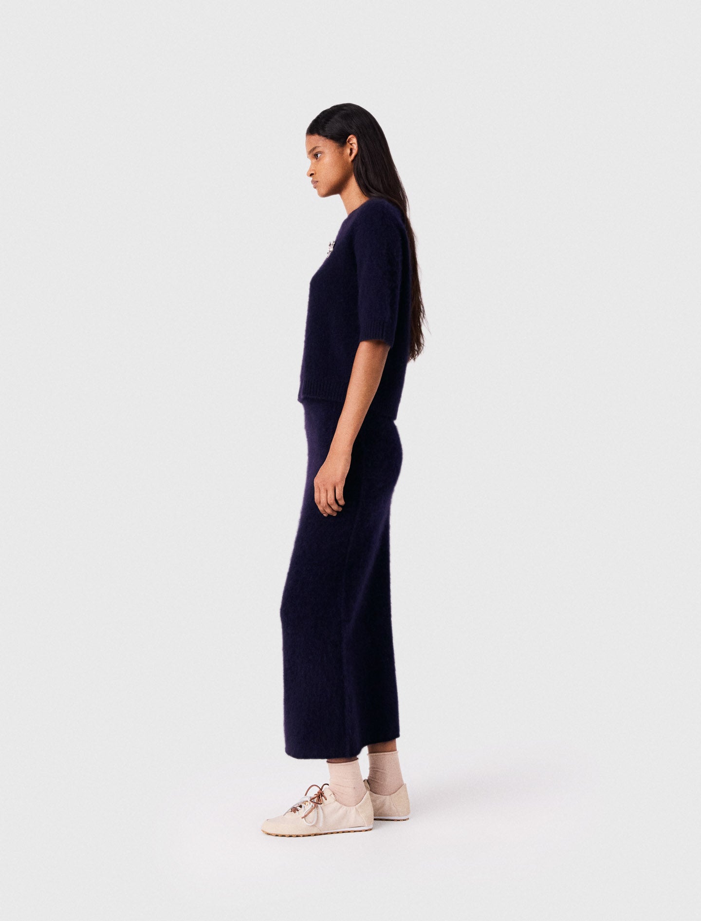 Jumper with floral brooch Navy