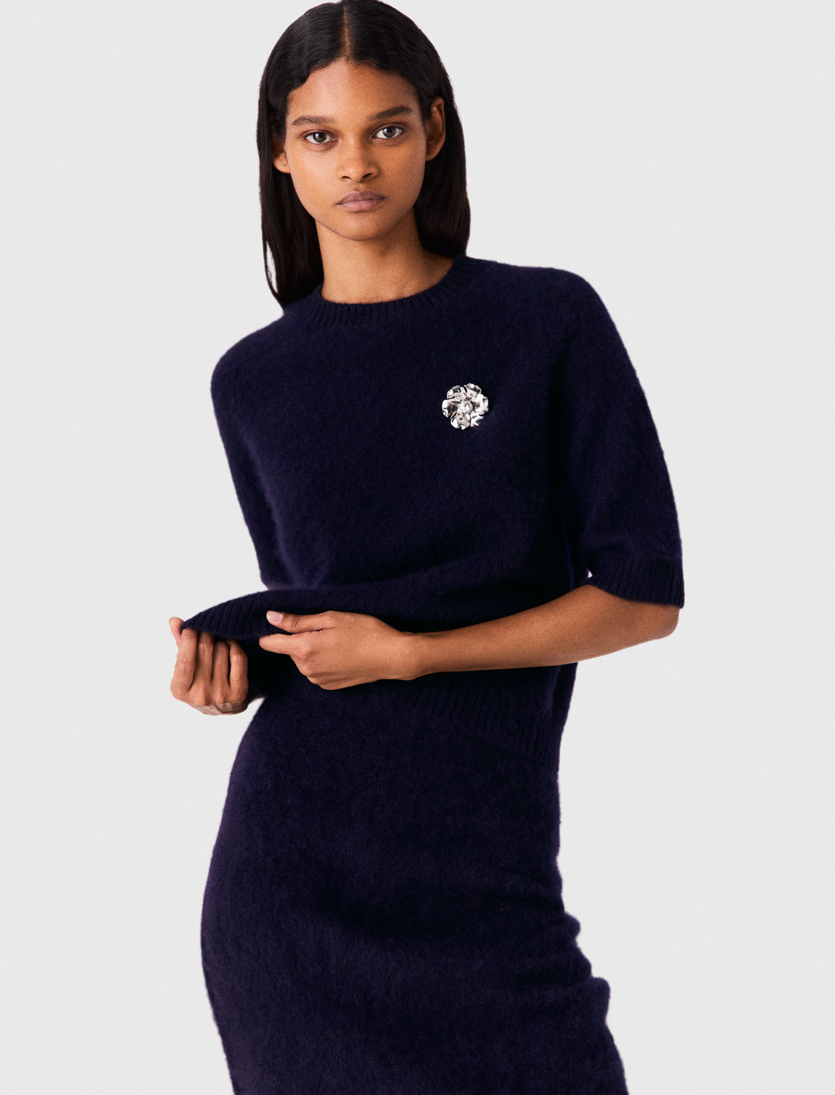 Jumper with floral brooch Navy