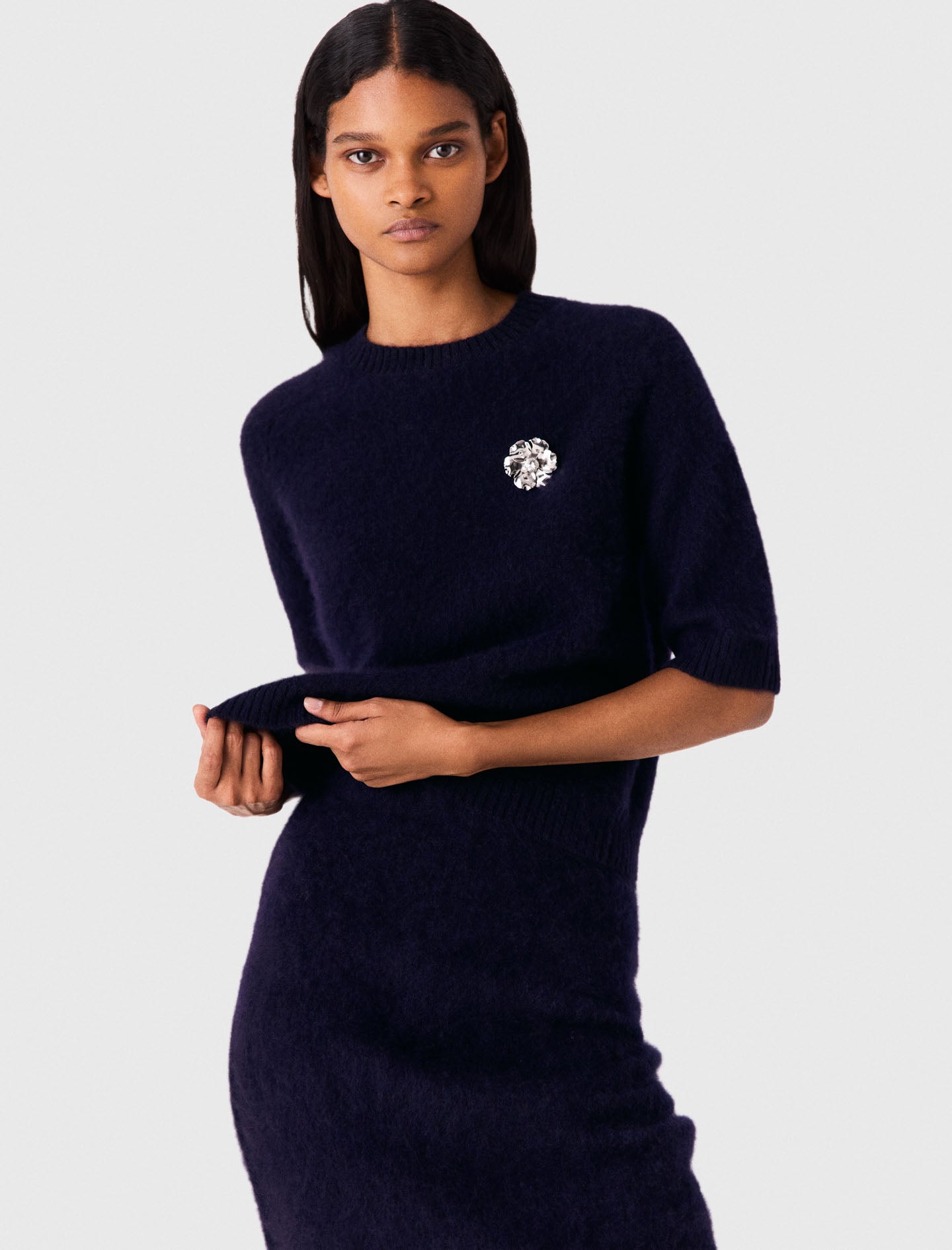 Jumper with floral brooch Navy
