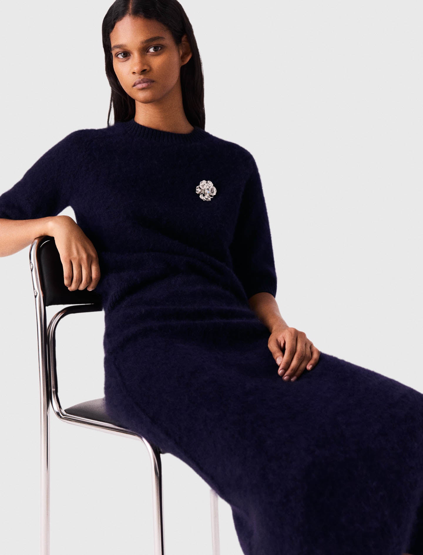 Jumper with floral brooch Navy