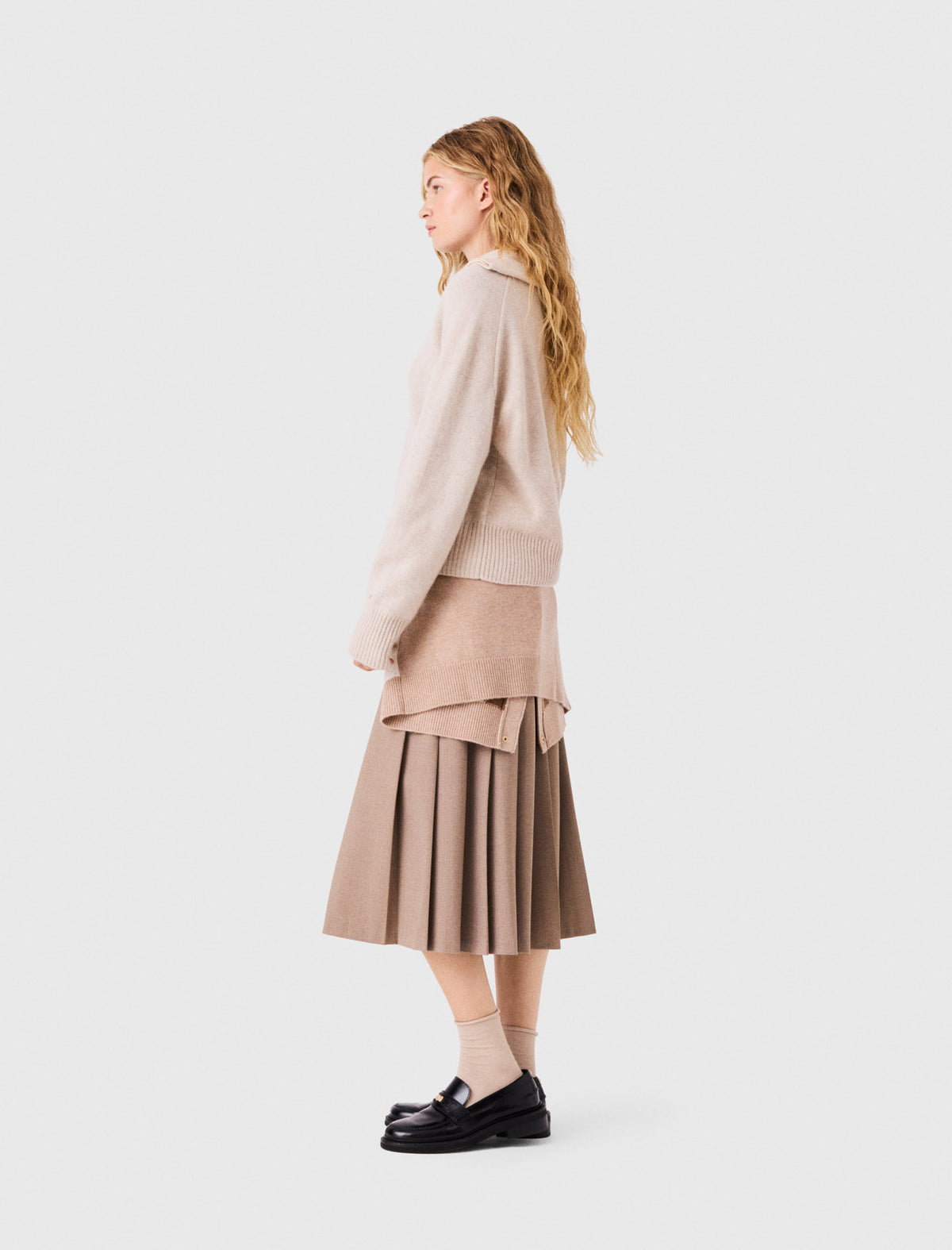 Cashmere jumper with zipped collar Beige